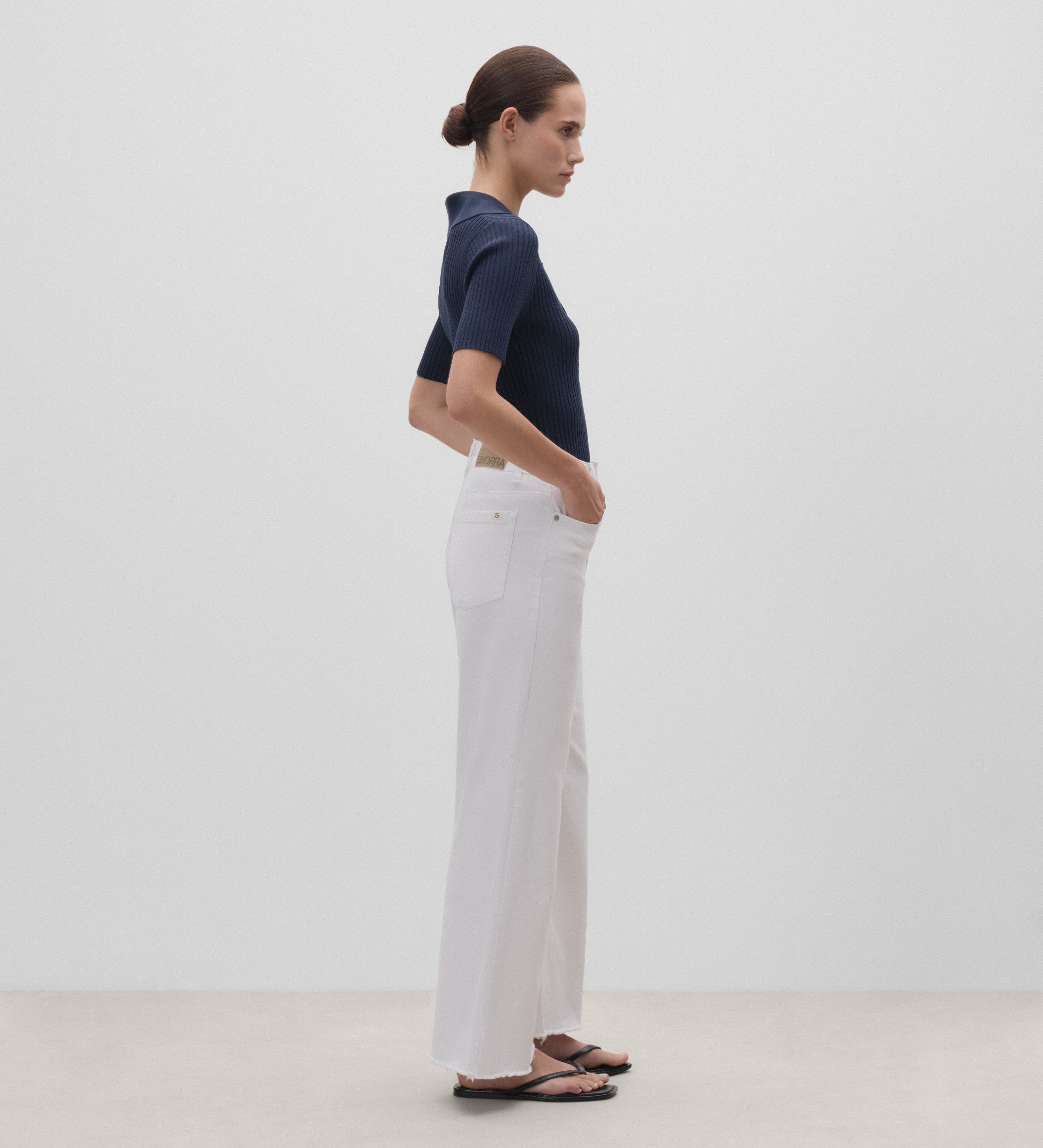 Pantalón pierna ancha