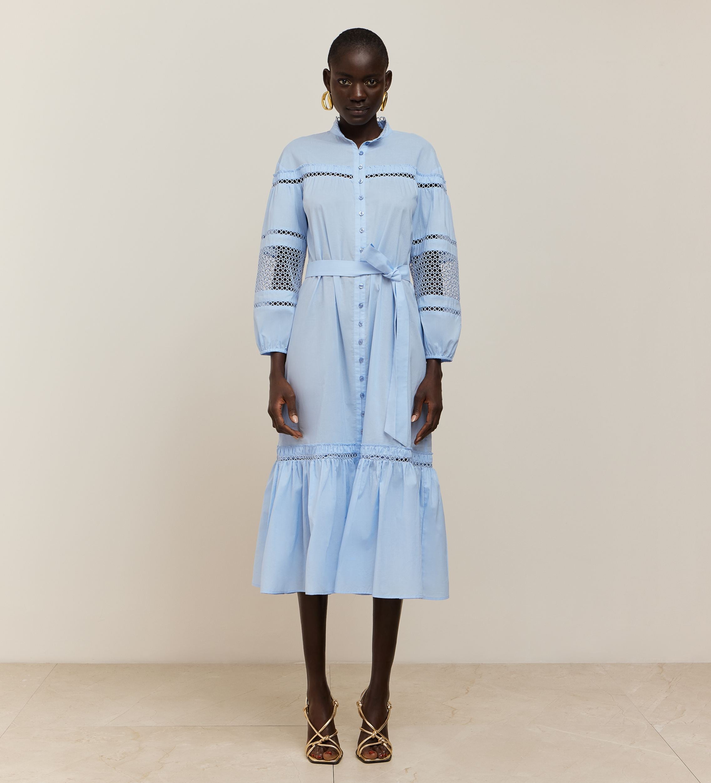 Robe en coton bordée