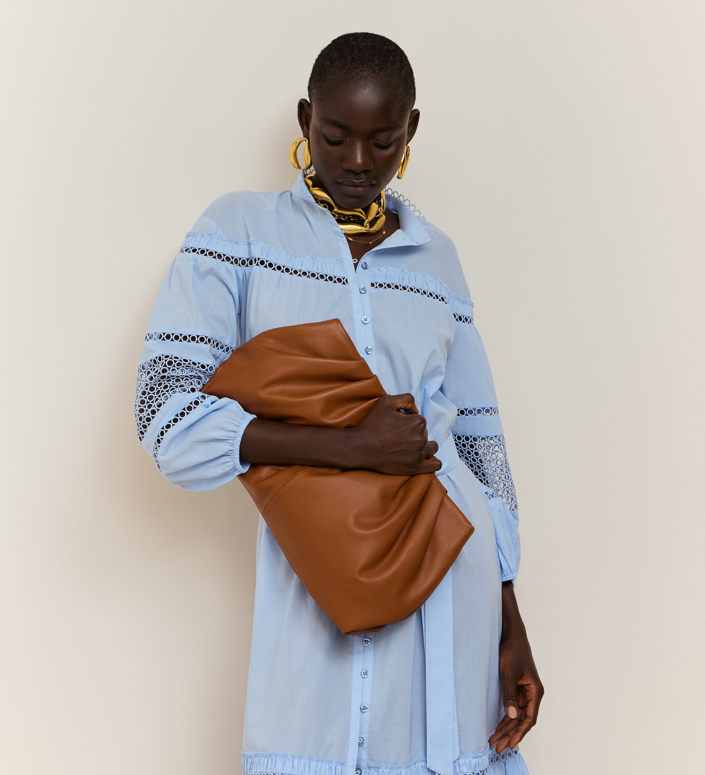 Robe en coton bordée