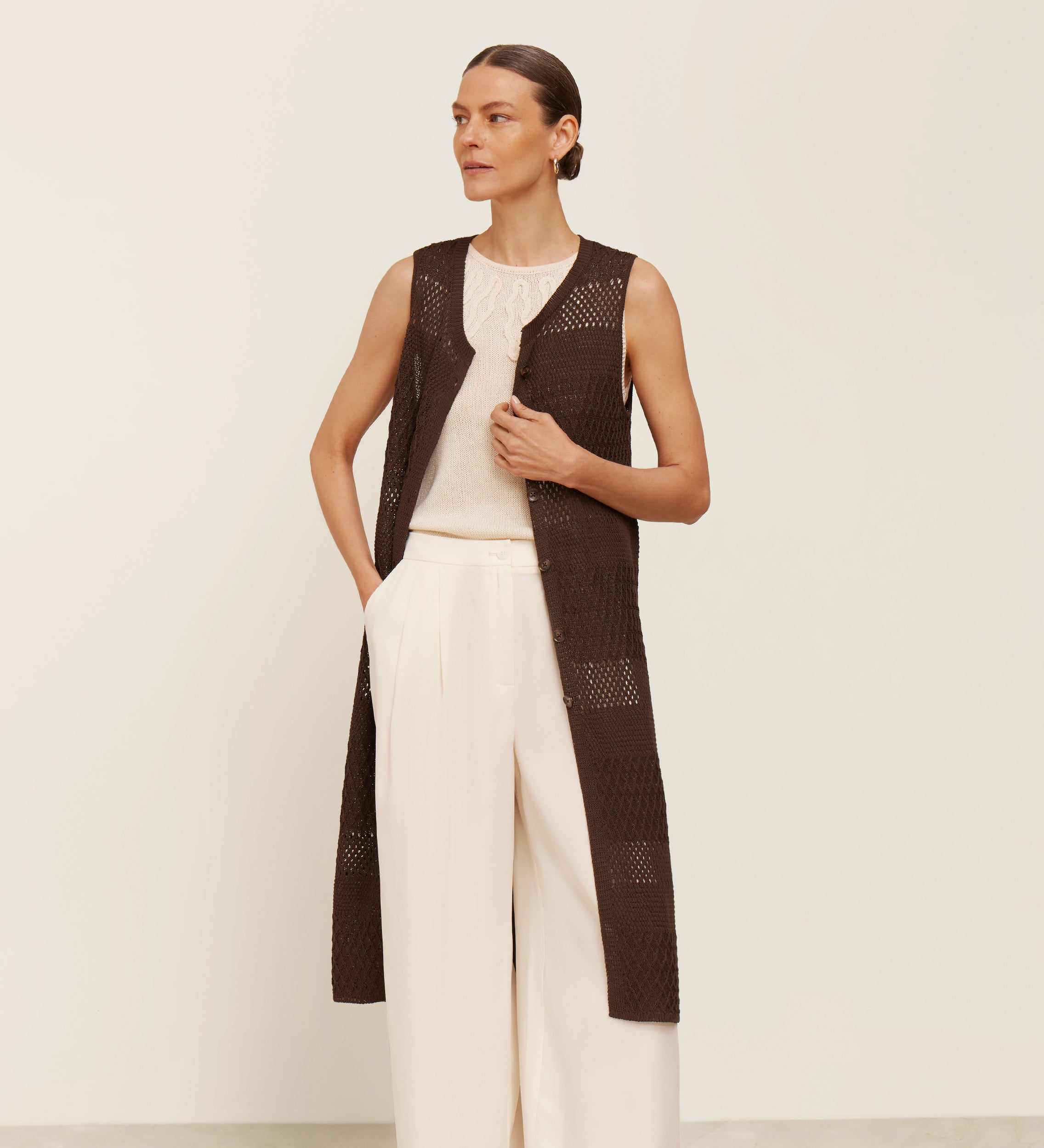 Chaleco tricot calado