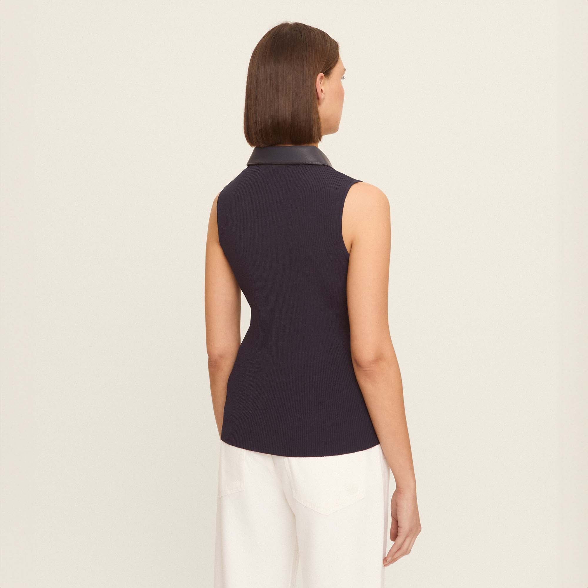 Top punto con ecopiel