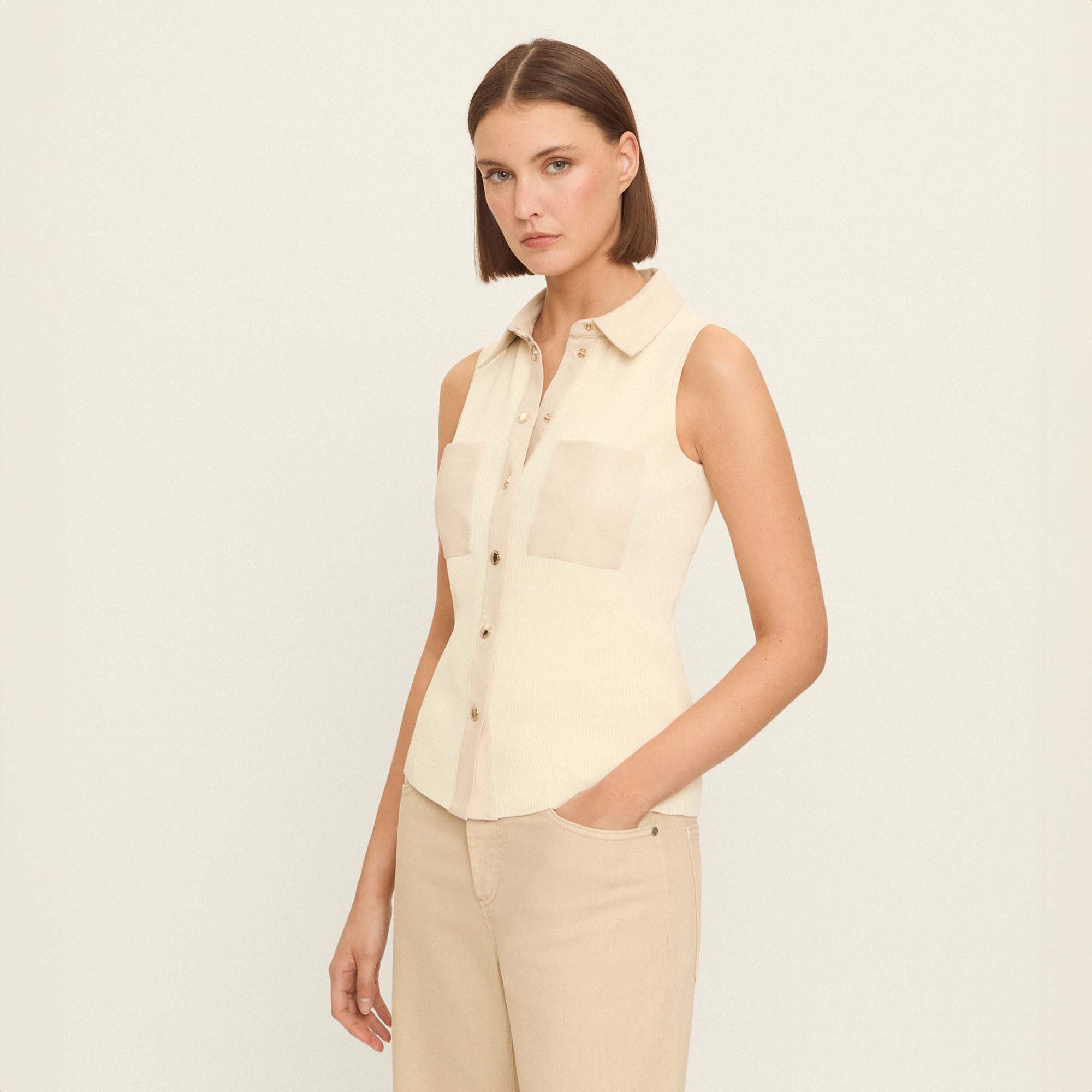 Top punto con ecopiel