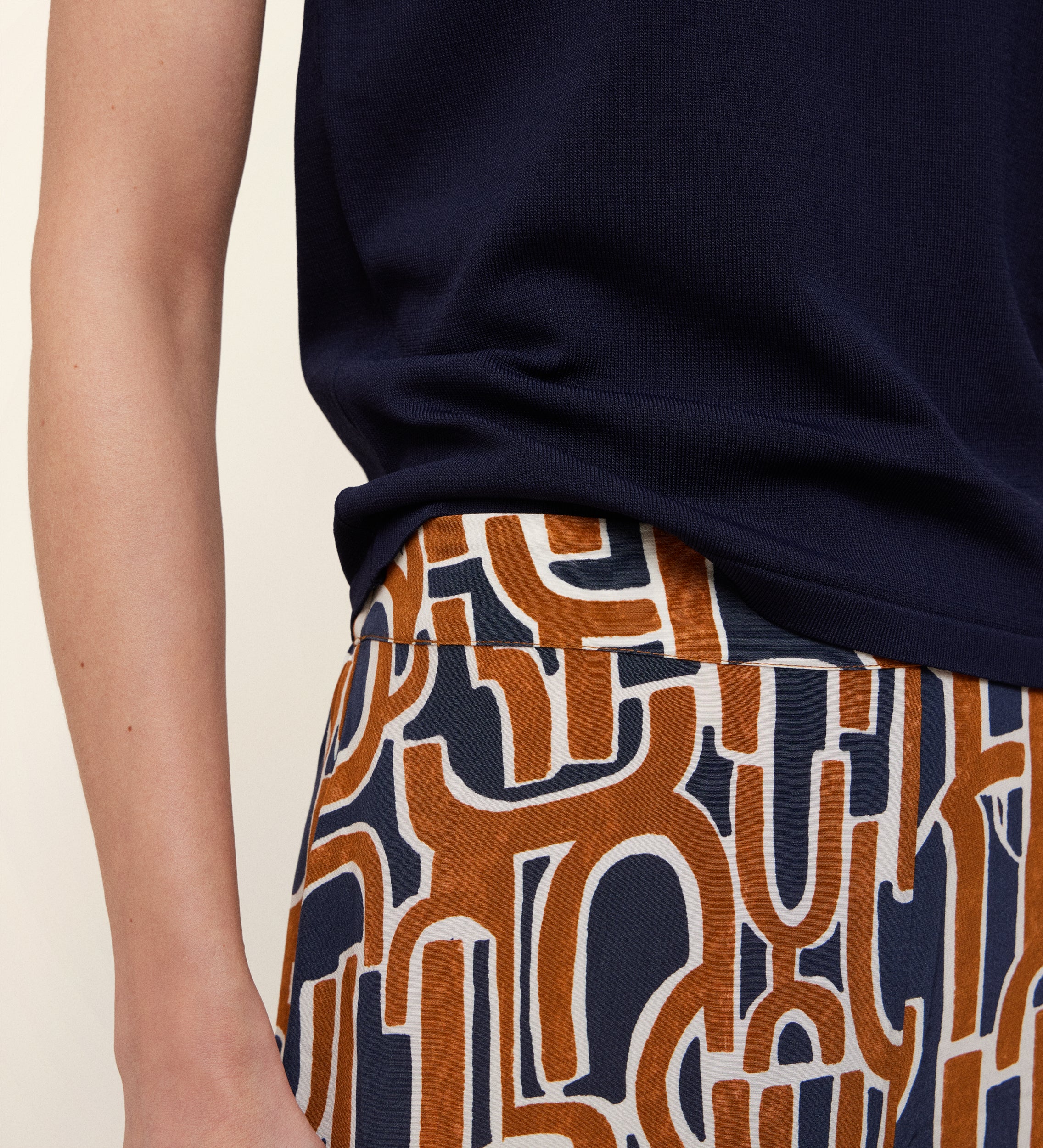 Pantalón fluído estampado