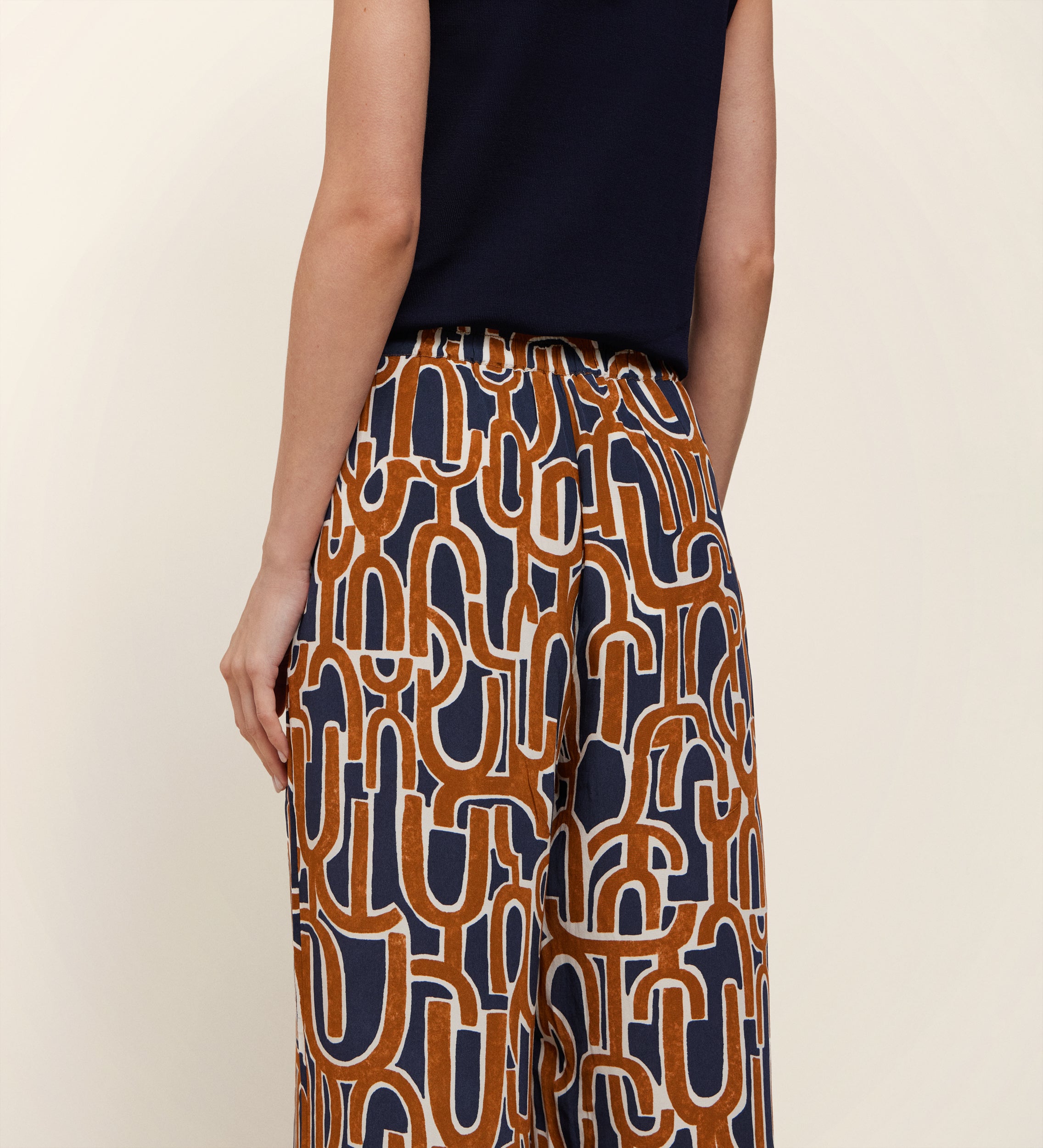 Pantalón fluído estampado