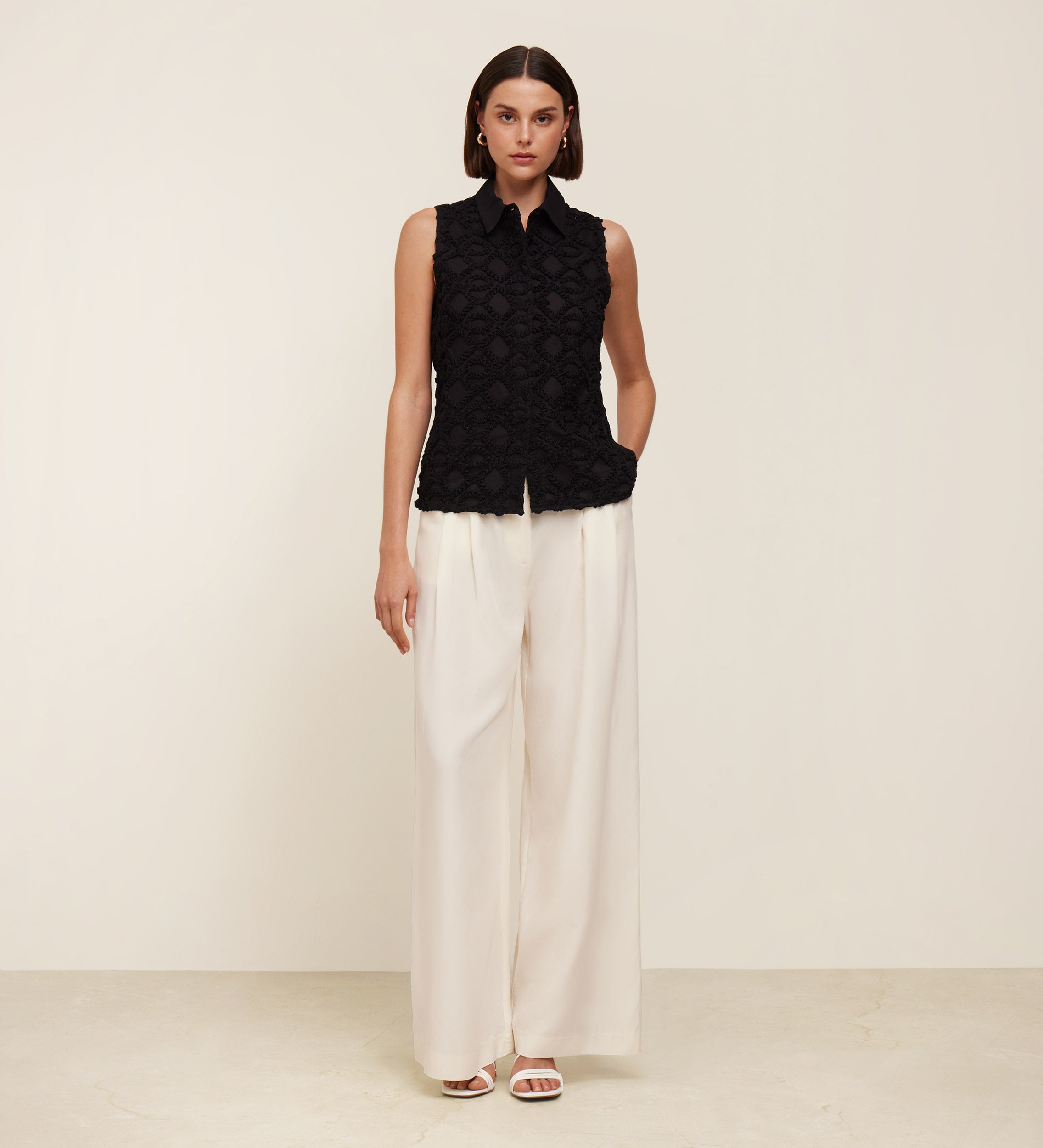 Haut à ruban brodé