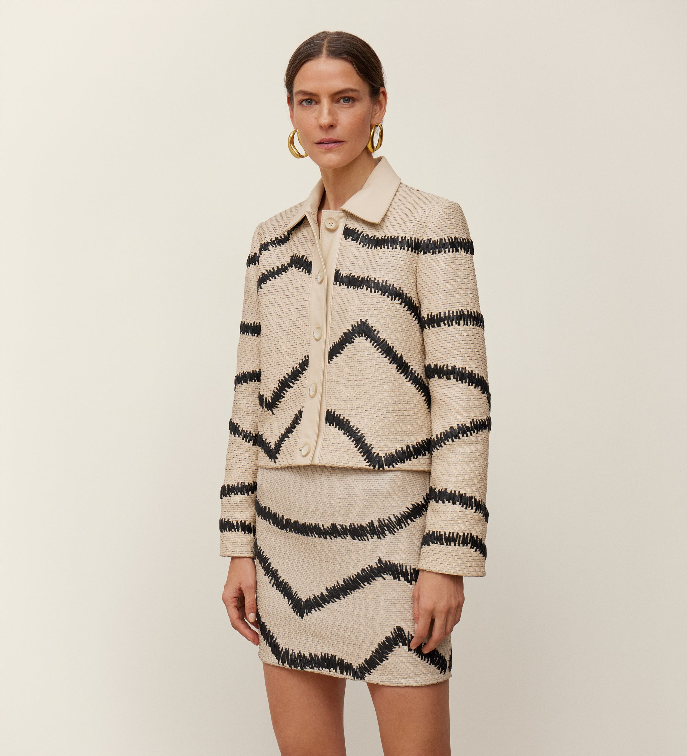 Cazadora piel entrelazada