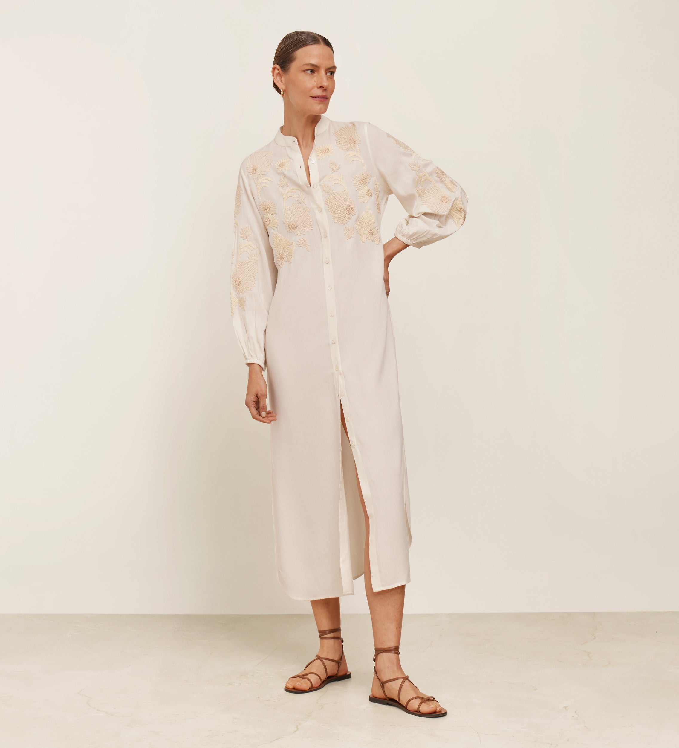 Kaftan camisero bordado