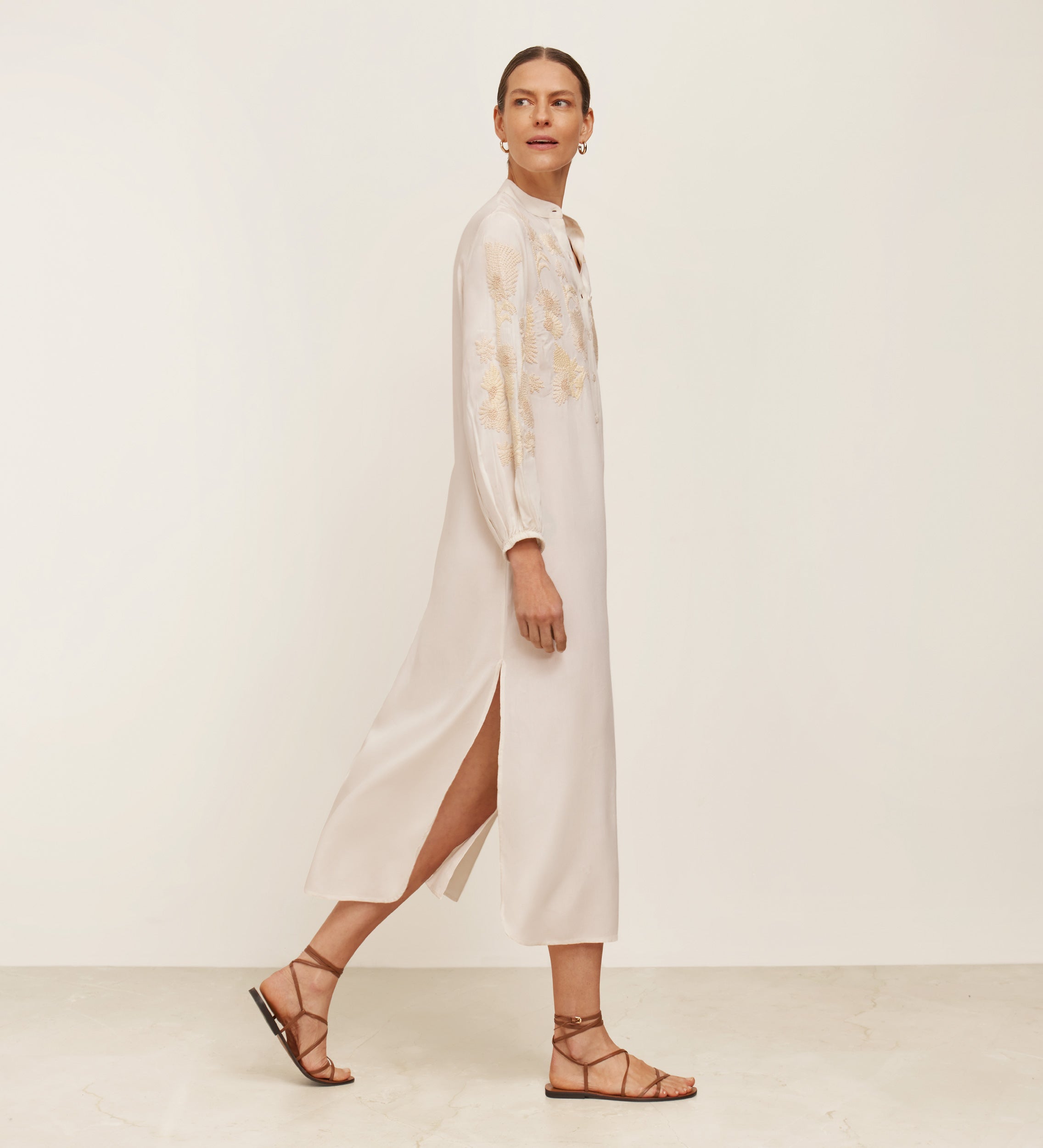 Kaftan camisero bordado