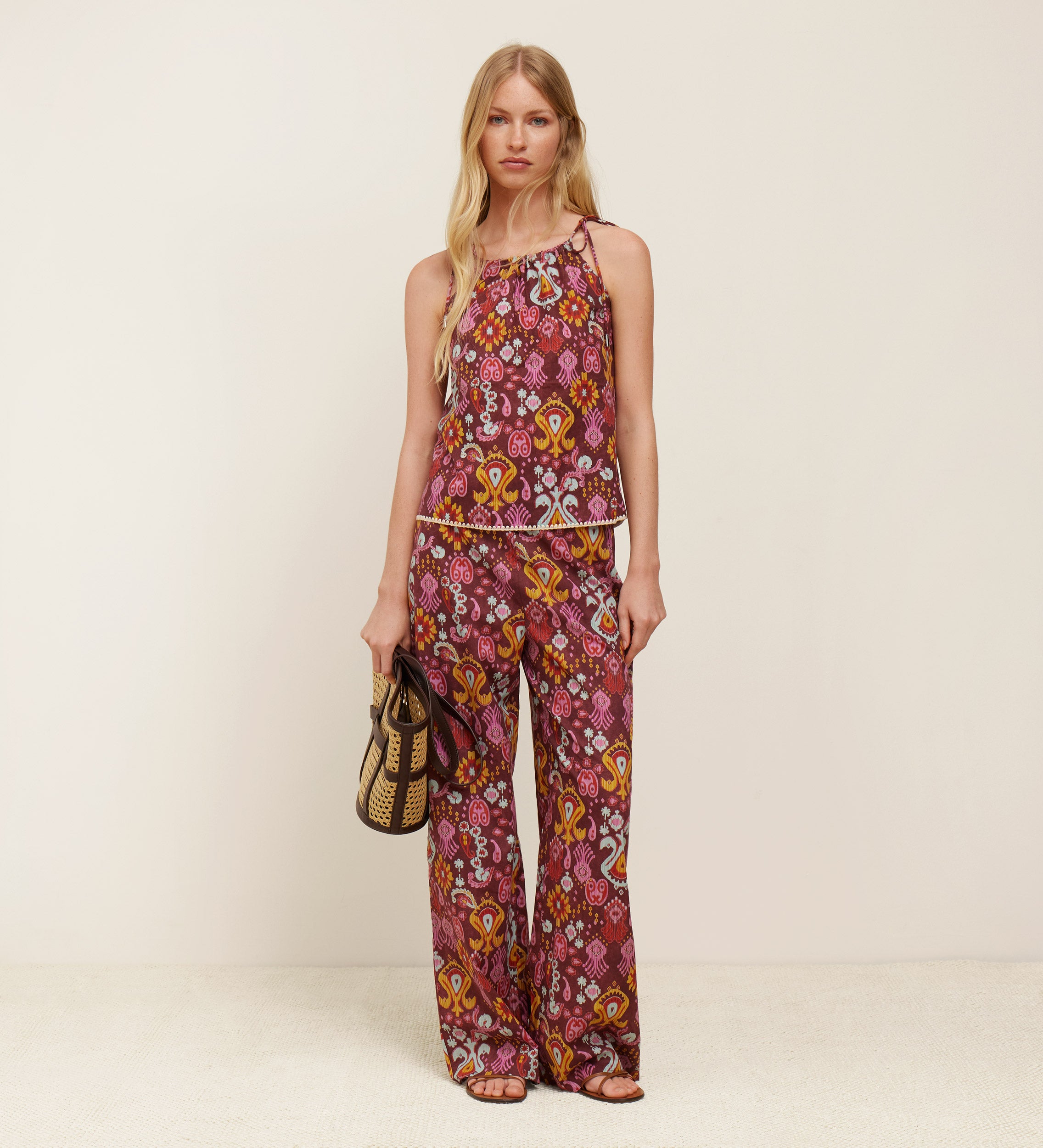Flowy printed trousers