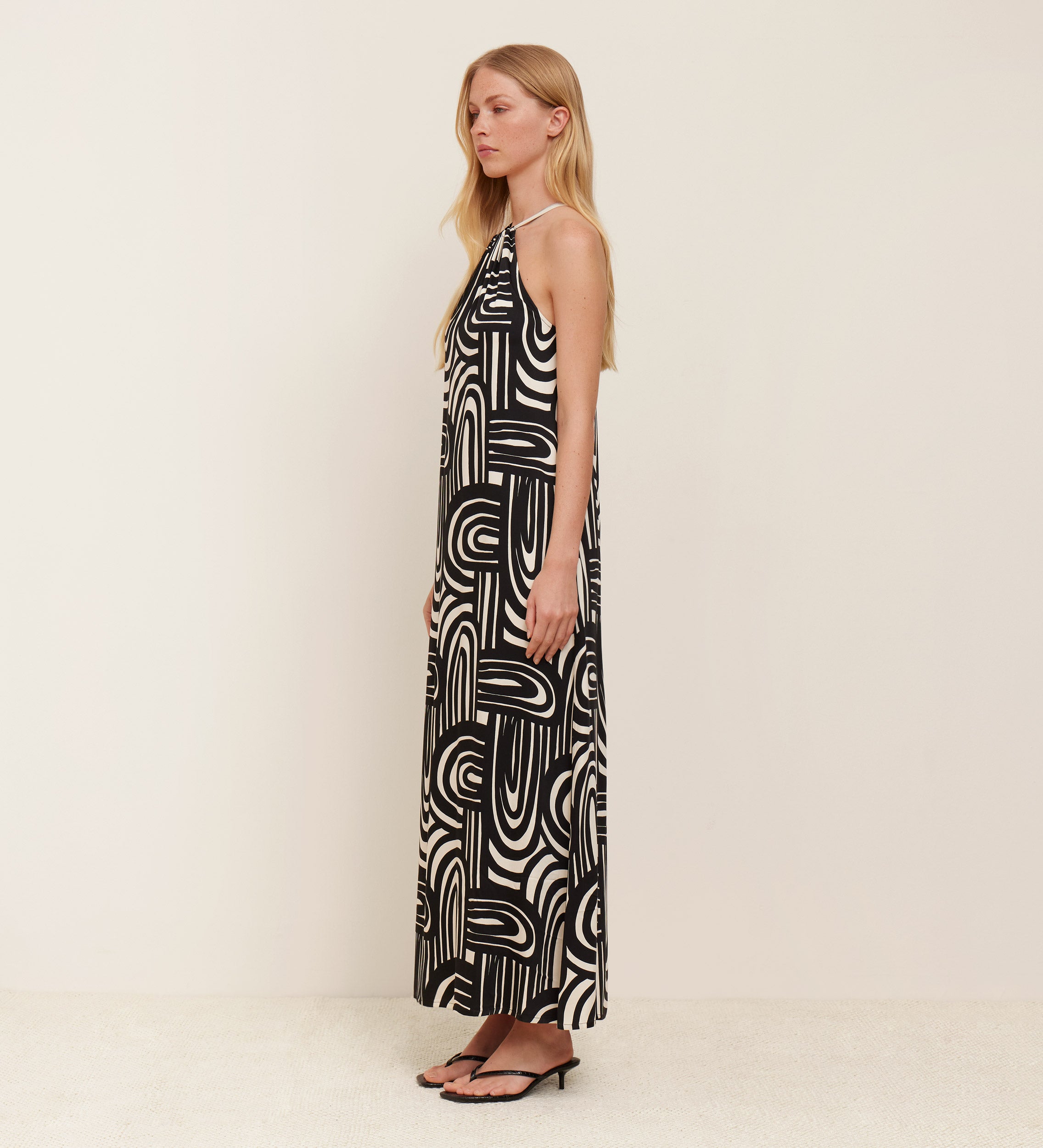 Vestido largo halter estampado
