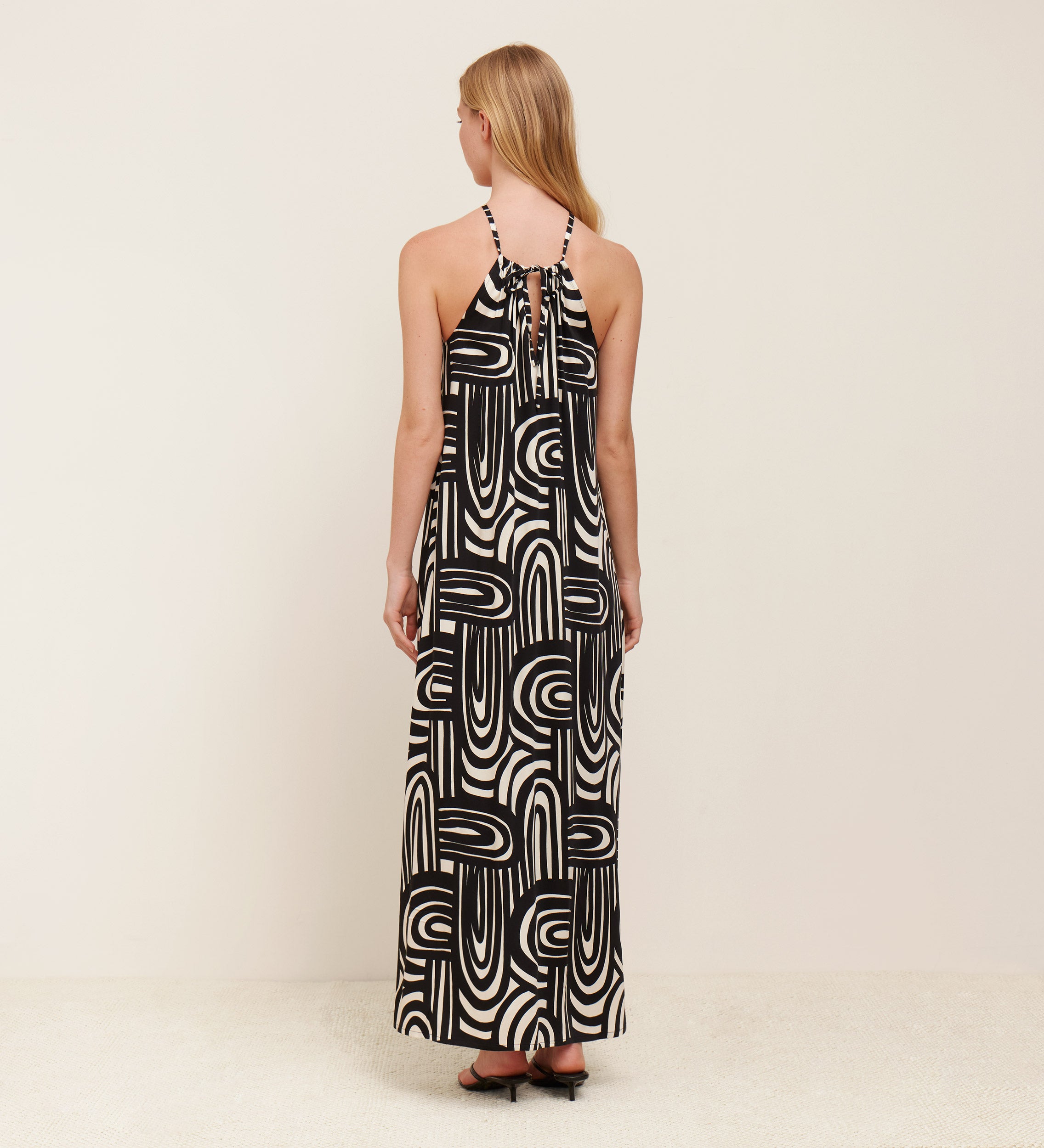 Vestido largo halter estampado