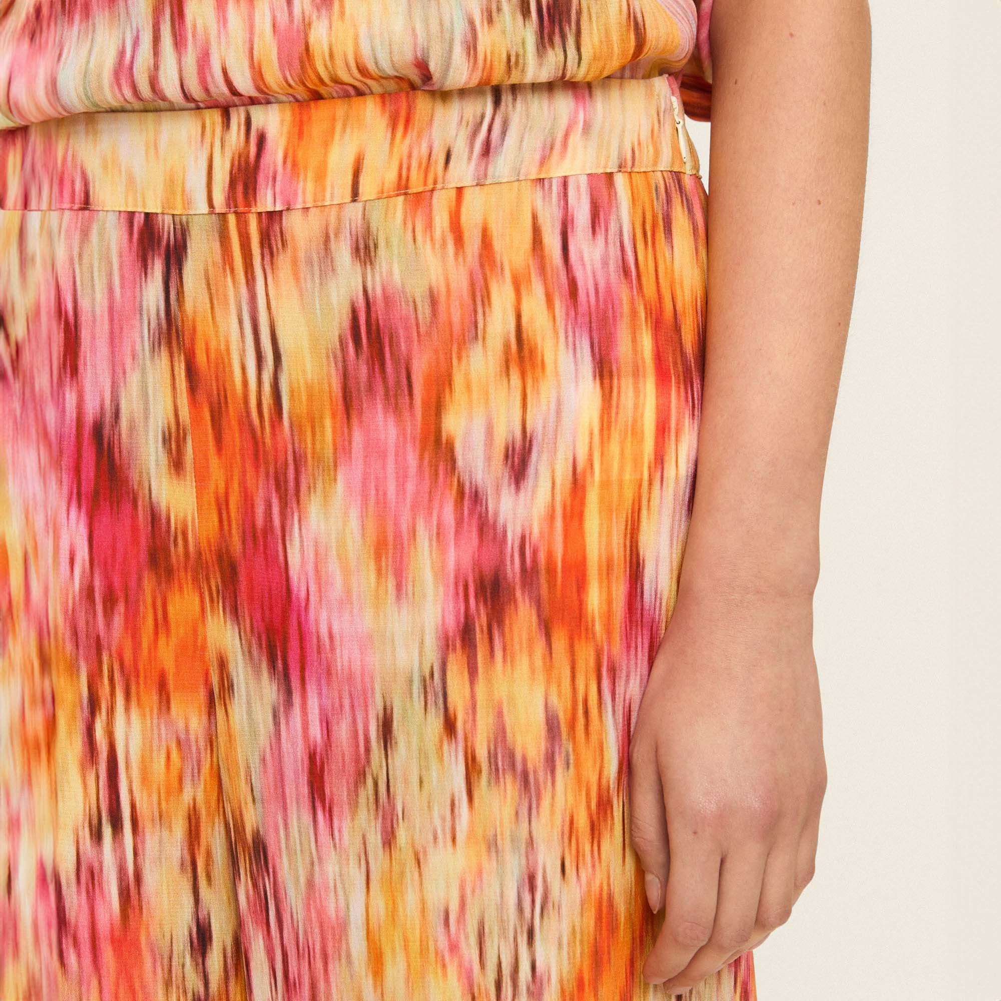 Pantalón fluido estampado