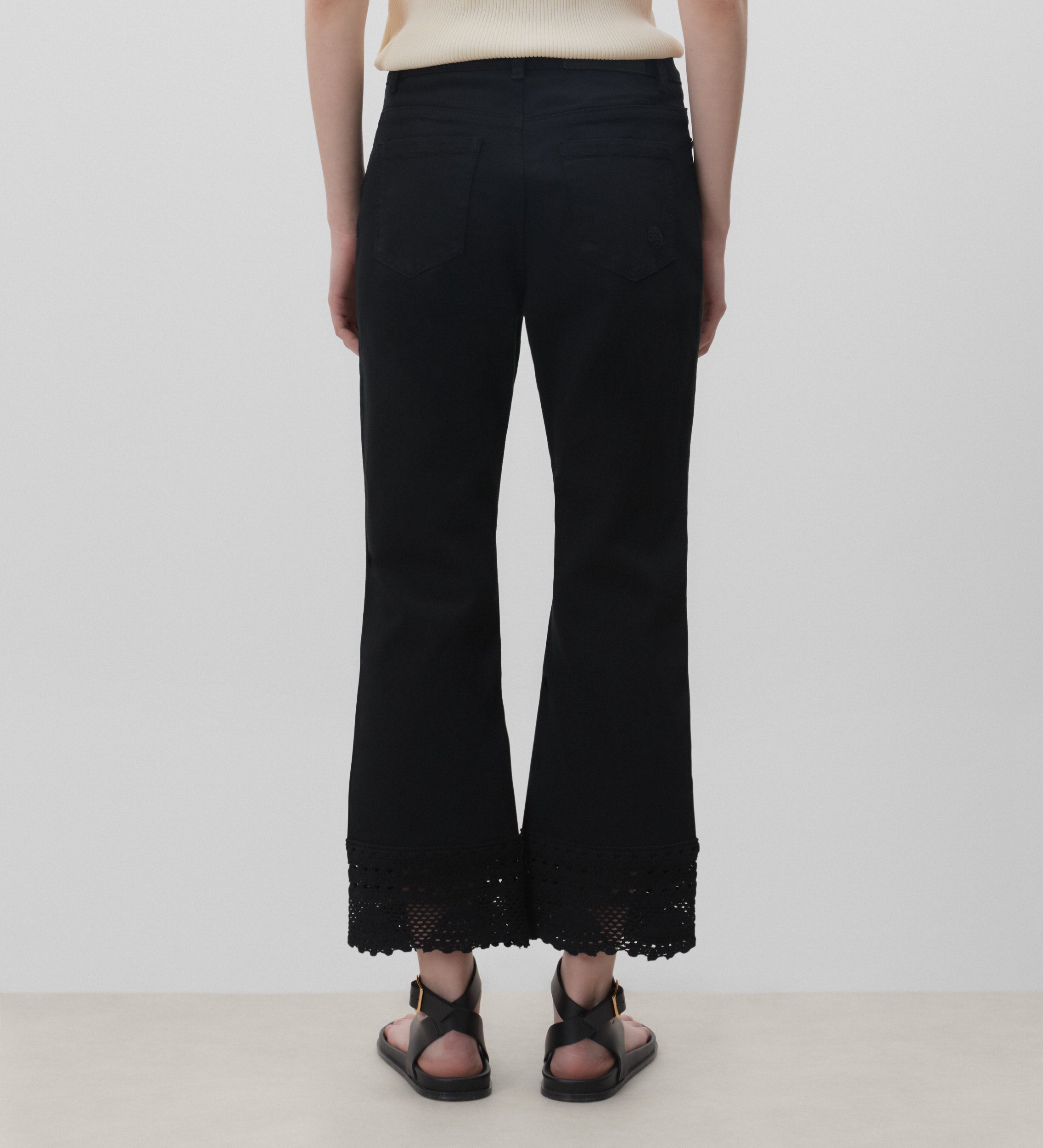 Pantalon bas décoratif