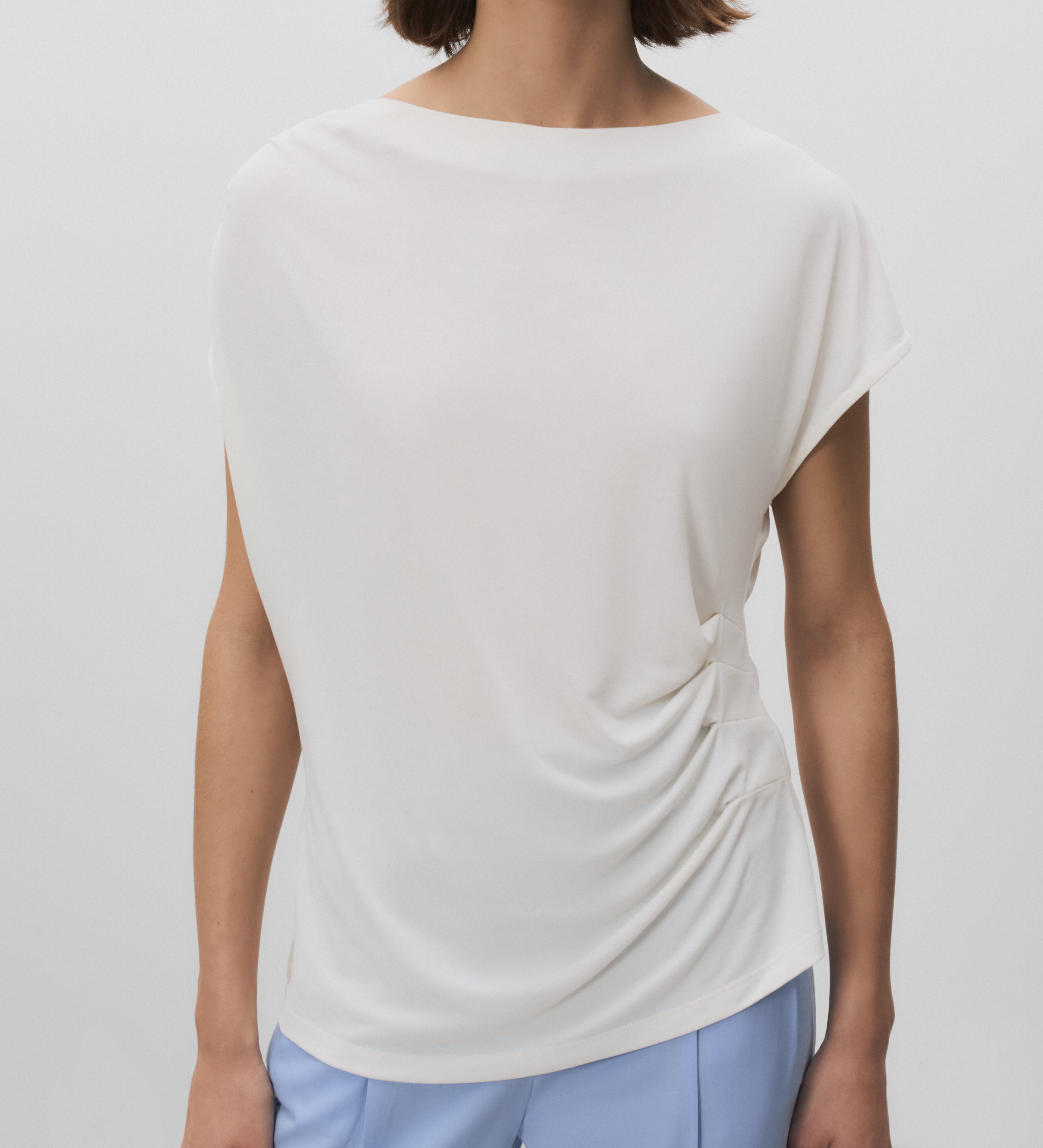 T-shirt à manches froncées
