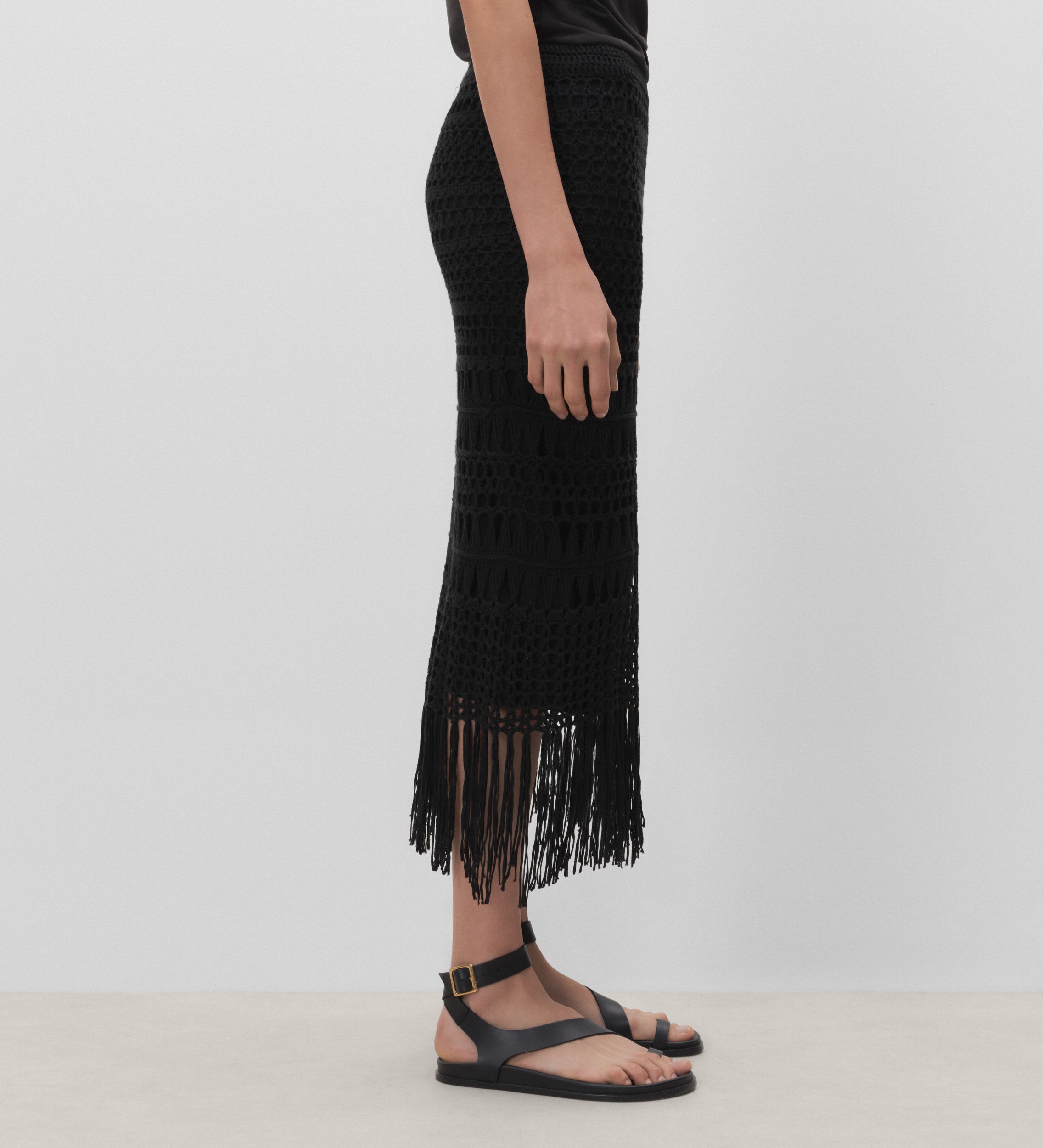 Fringe crochet skirt