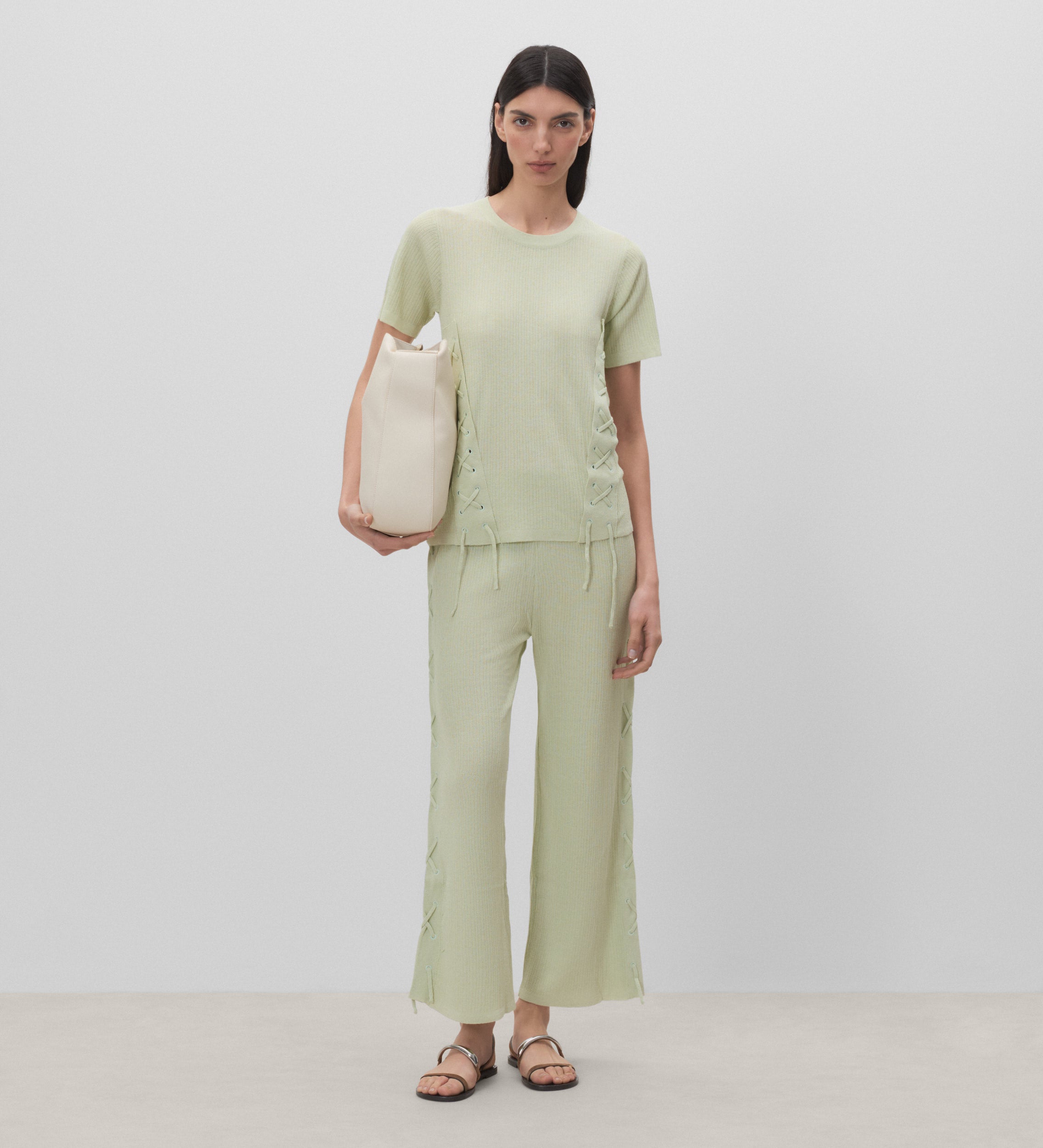 Pantalon en tricot à œillets