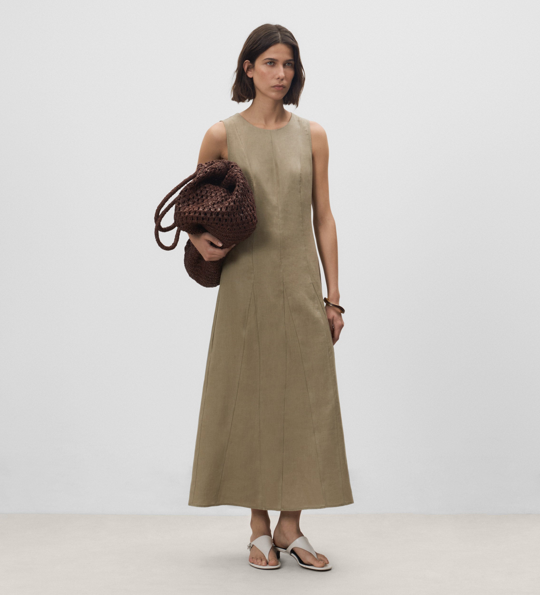 Vestido sisado godets