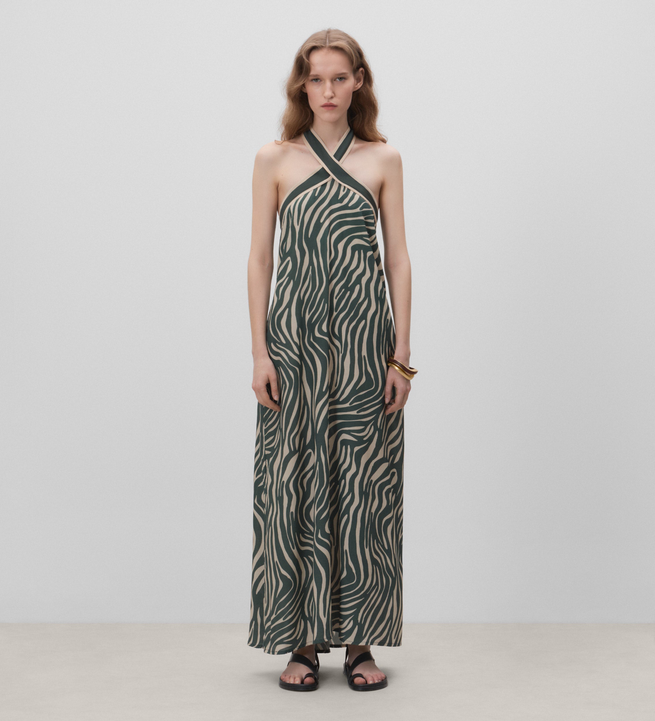 Vestido estampado escote halter