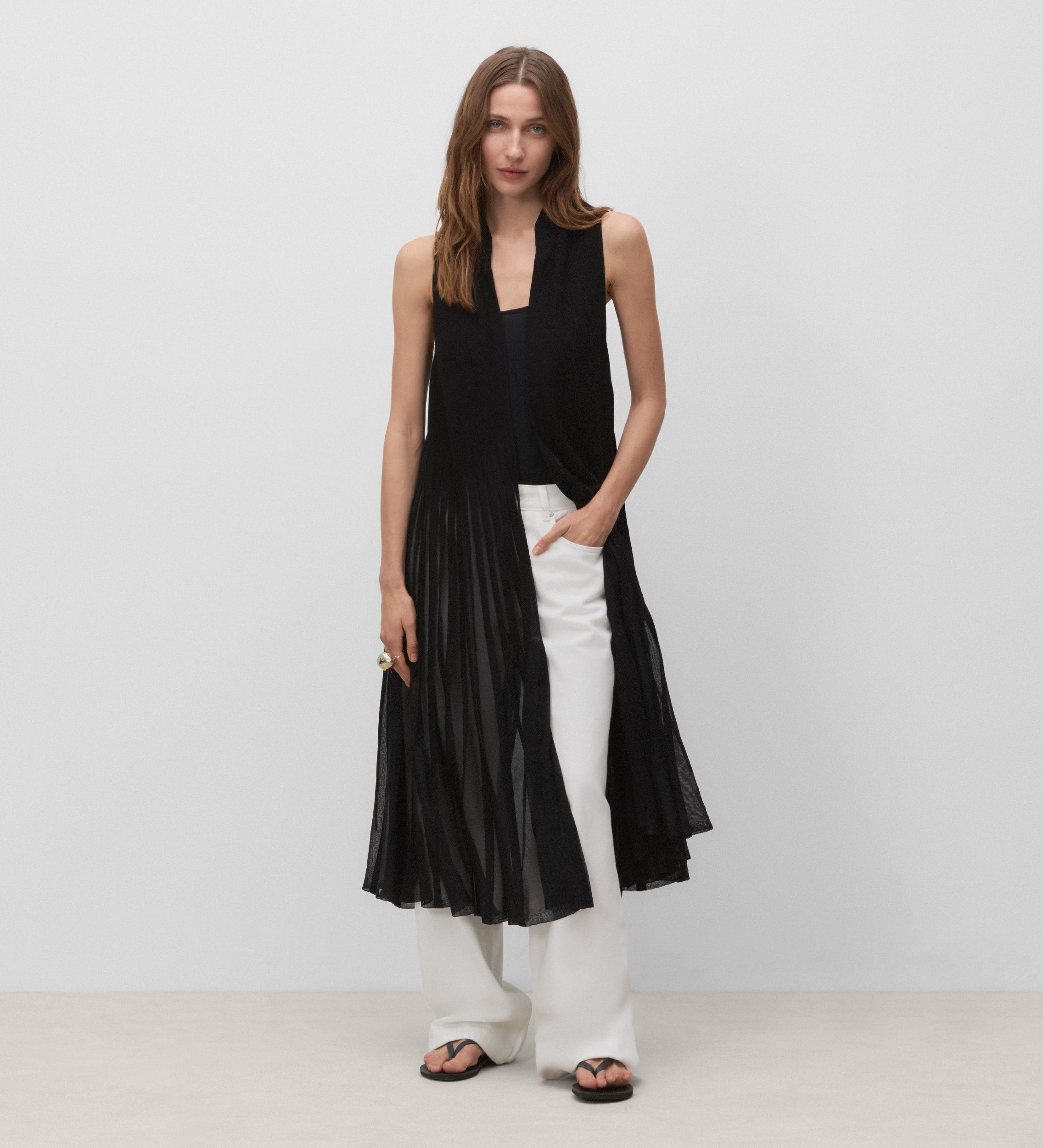 Long pleated knit vest