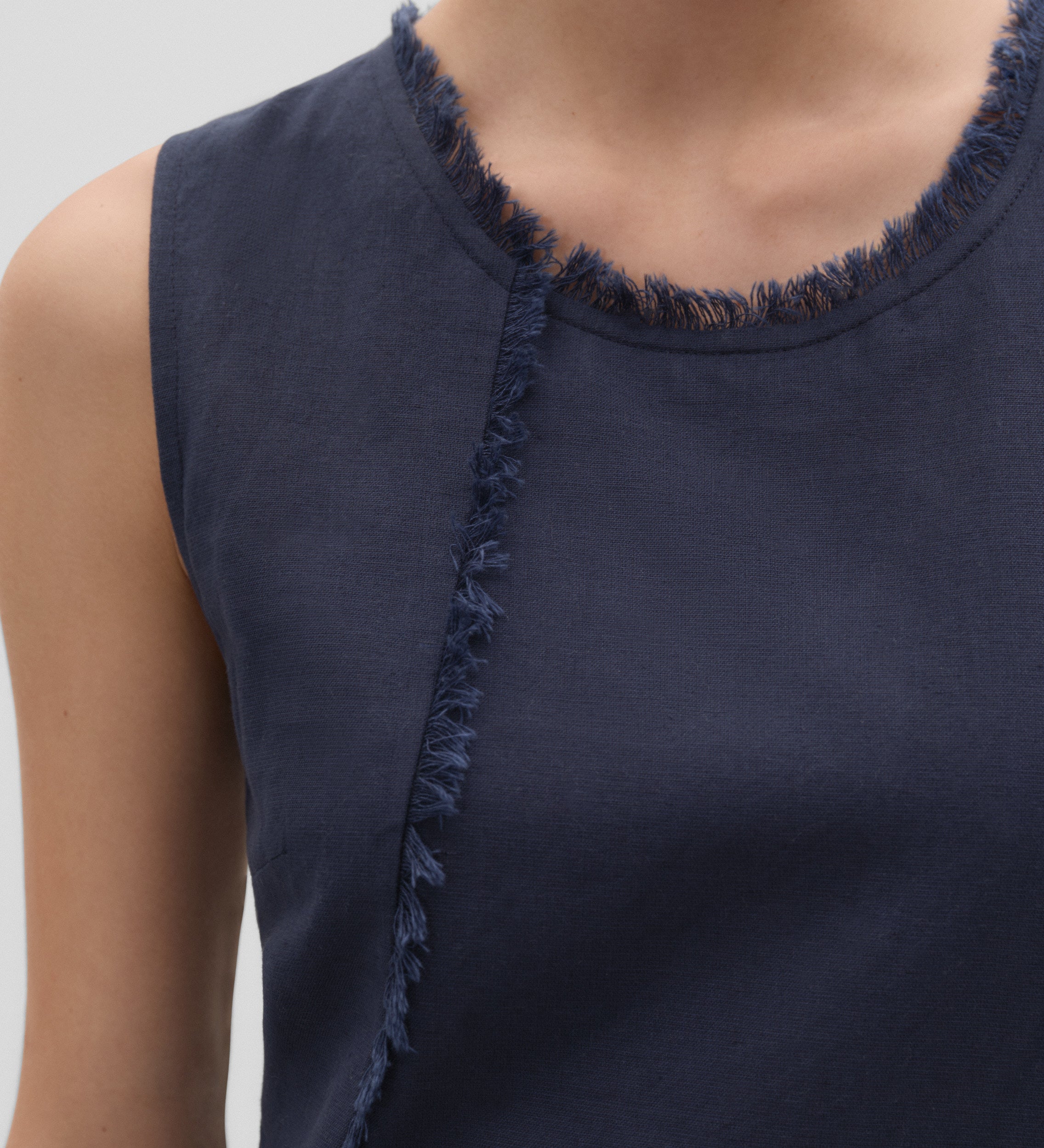 Robe midi effilochée