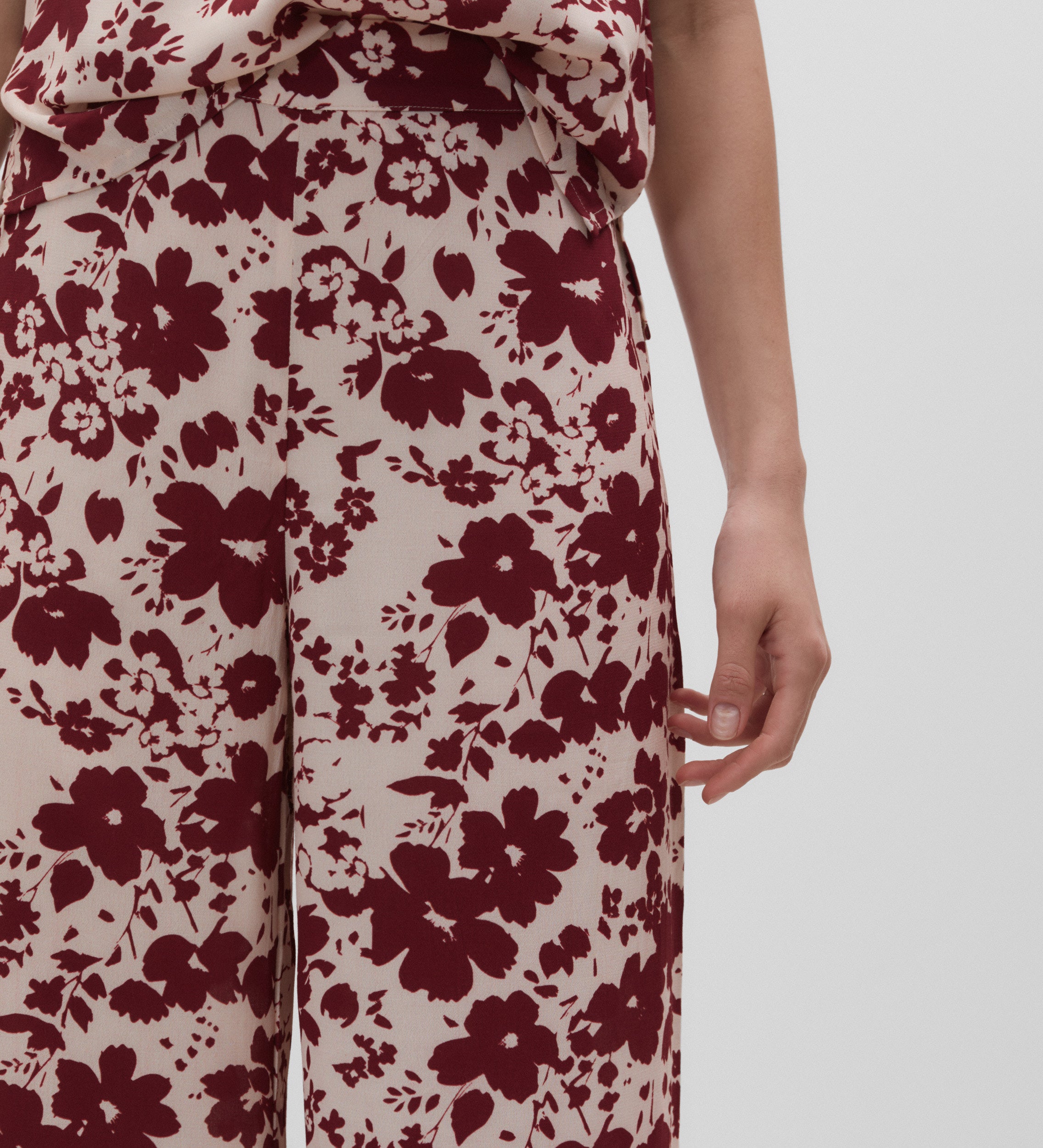 Pantalón fluido estampado