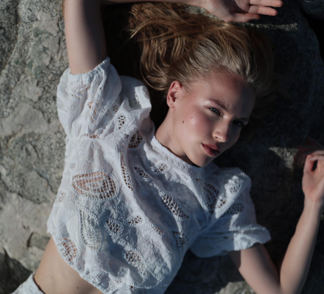 Puff sleeve top