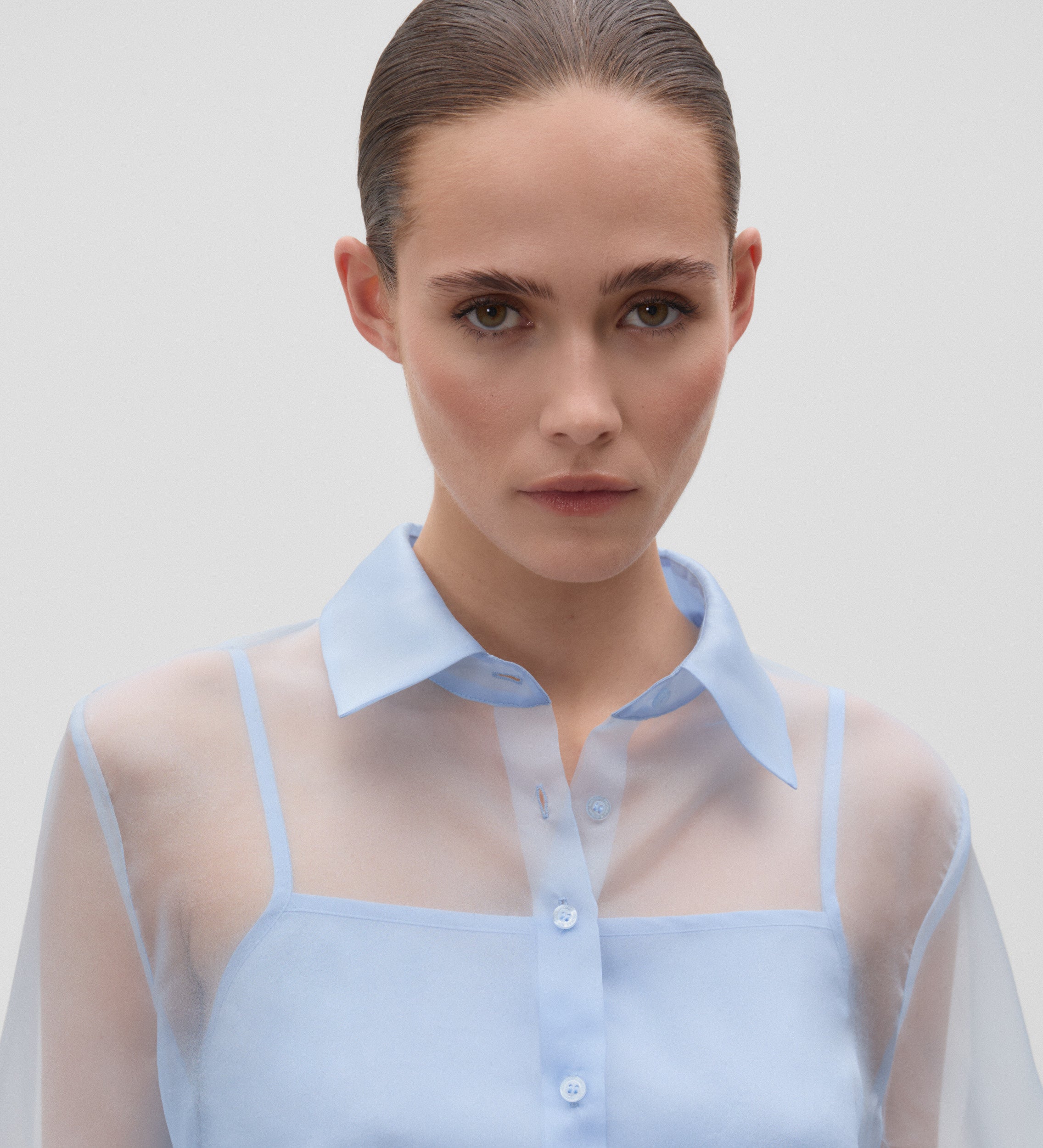 Blusa organza manga larga