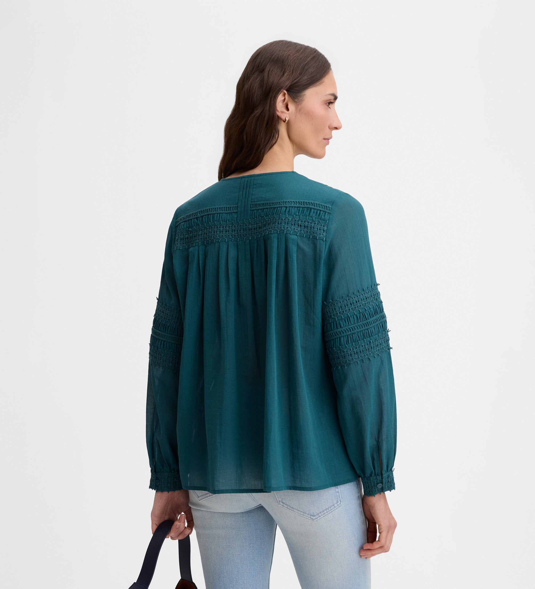 Blusa con pasamanerias