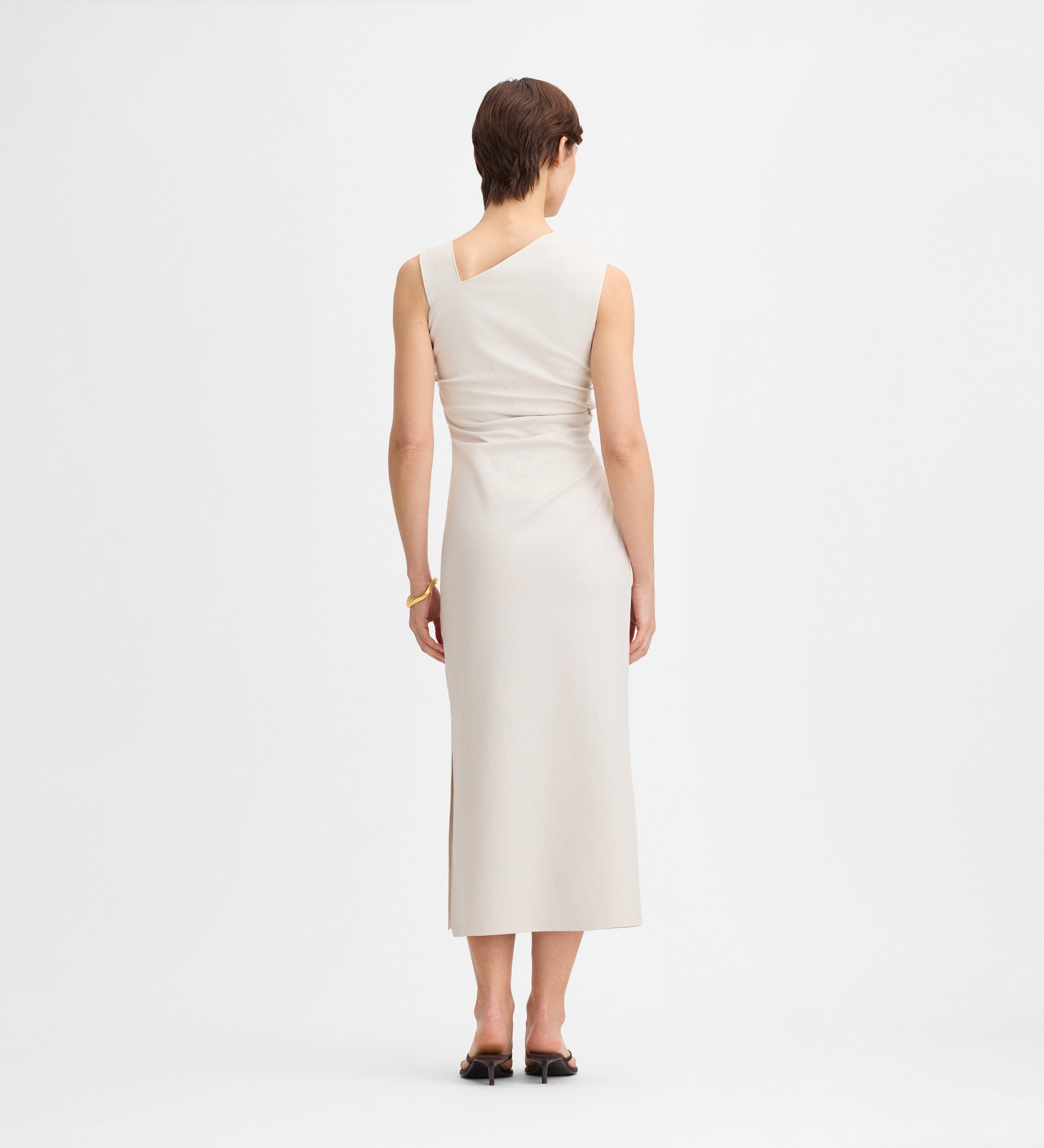 Vestido midi fruncido