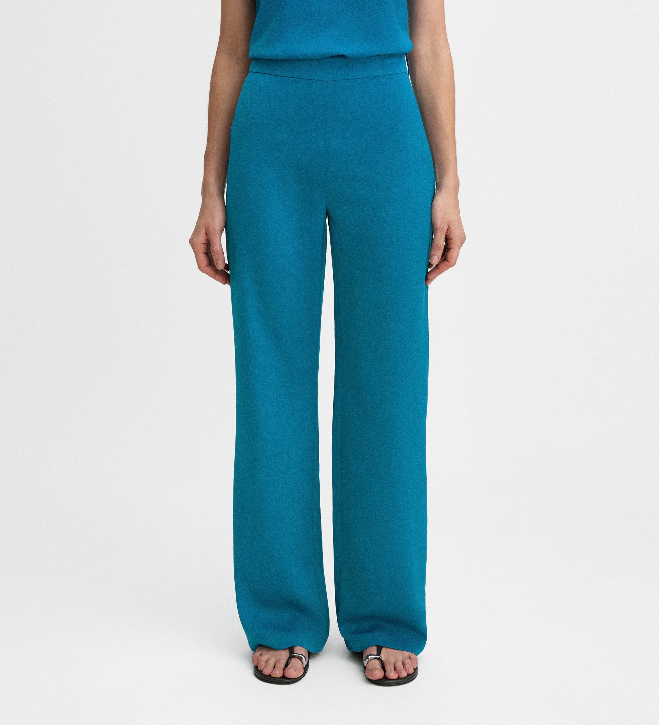 Pantalón recto ancho