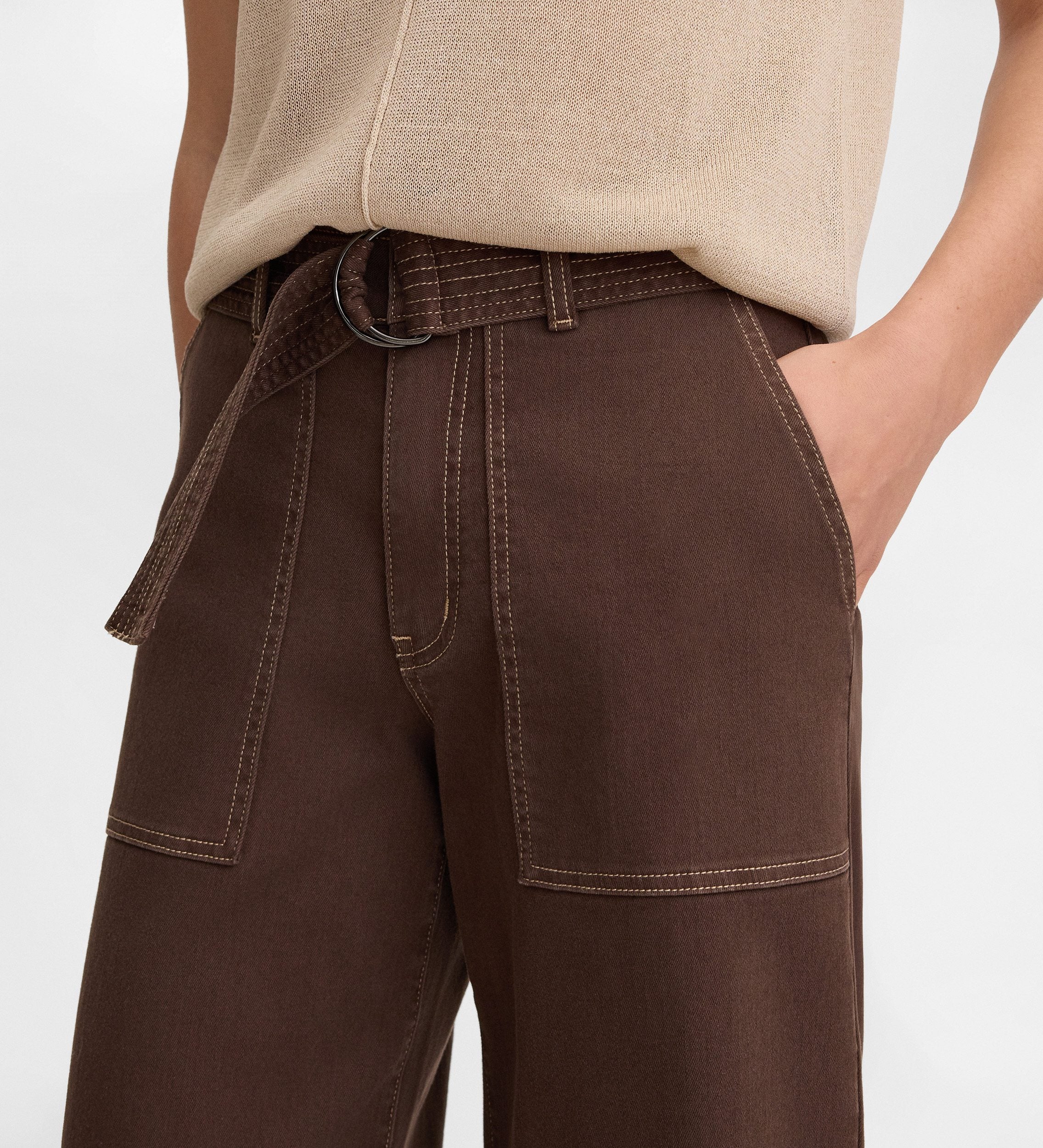 Denim pants with stitching