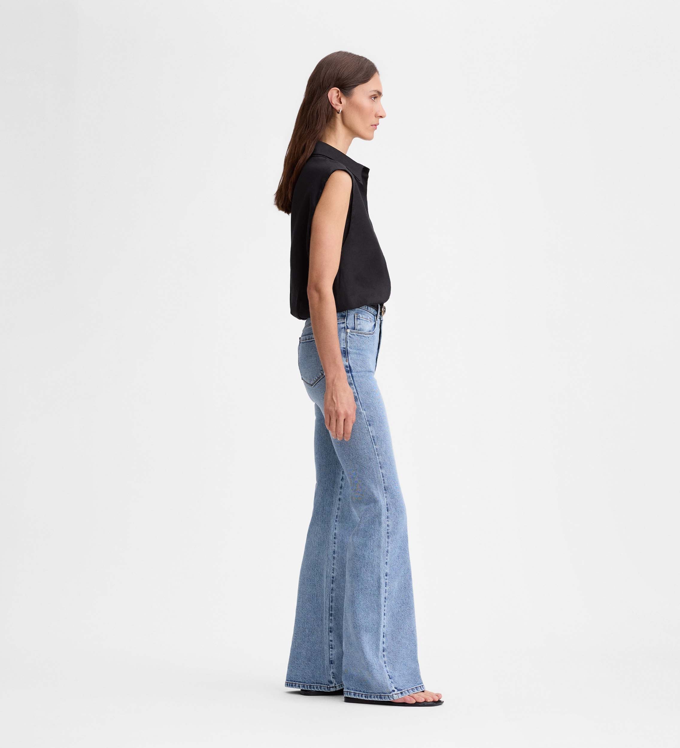 Flared jeans