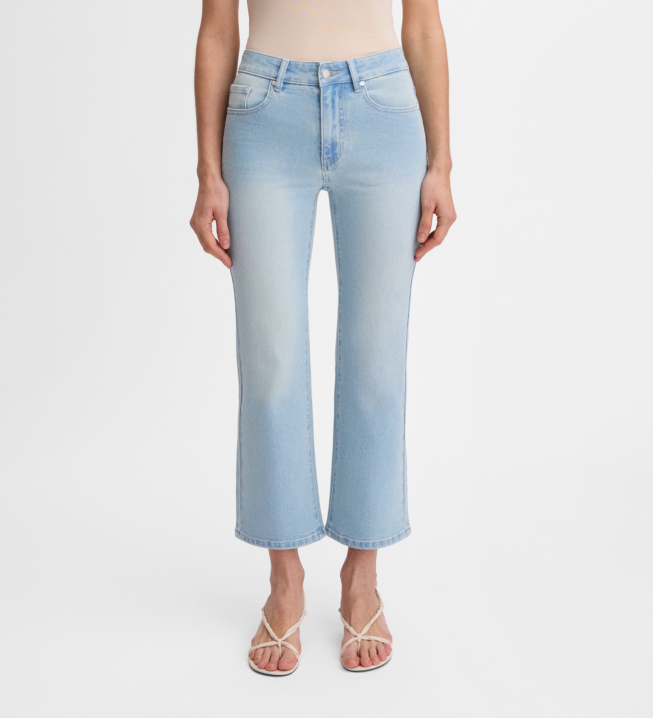 Flared cropped pants