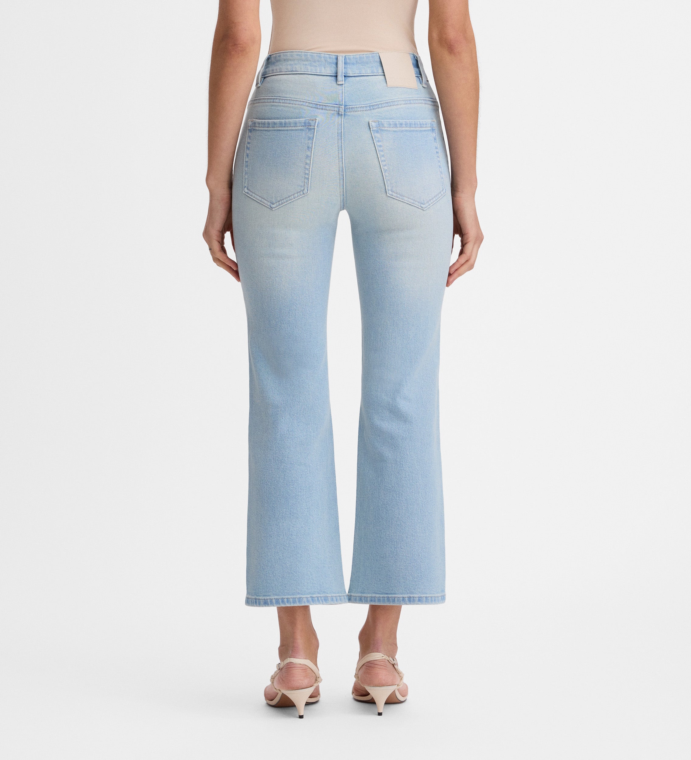 Flared cropped pants