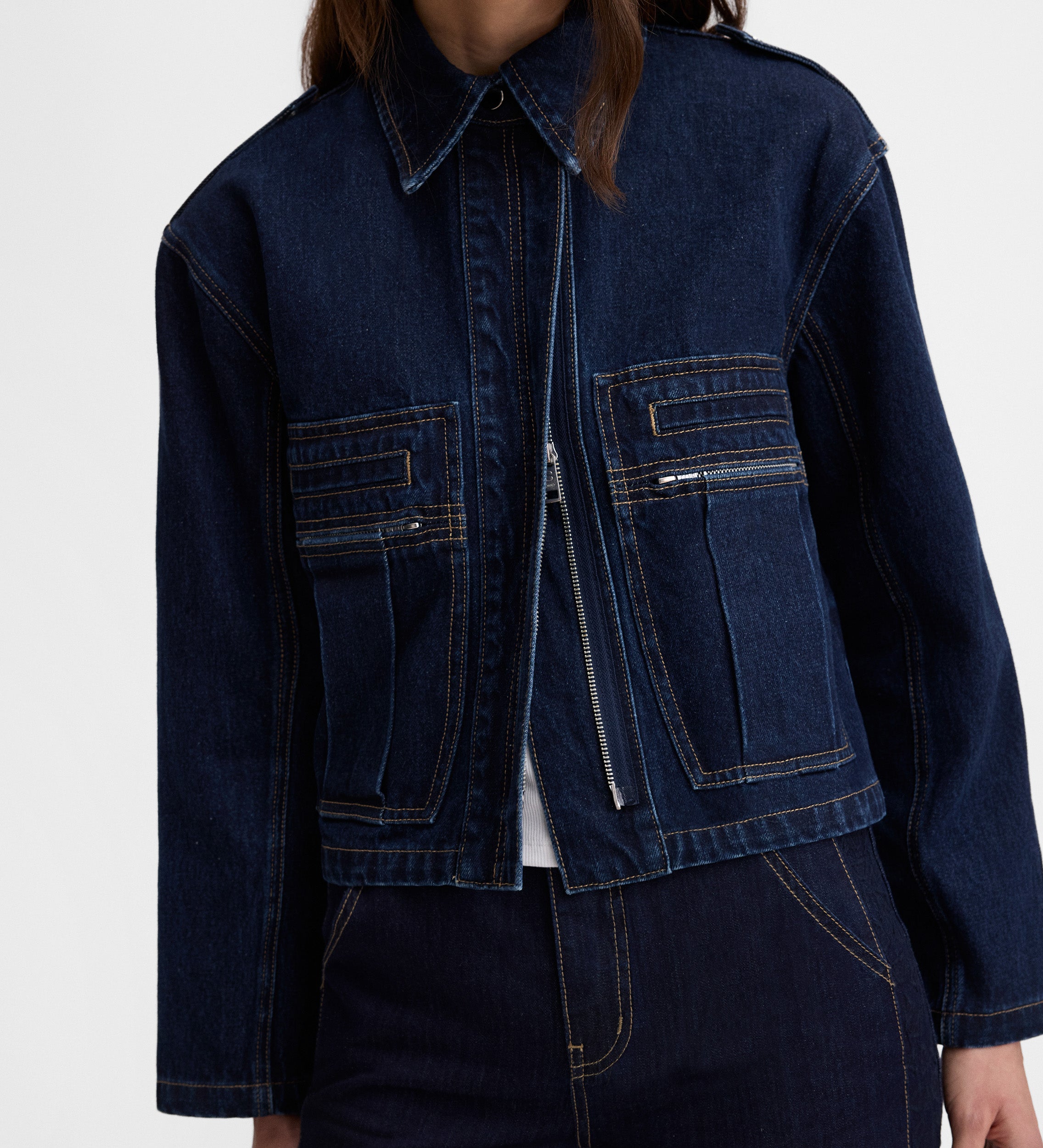Denim jacket with pockets