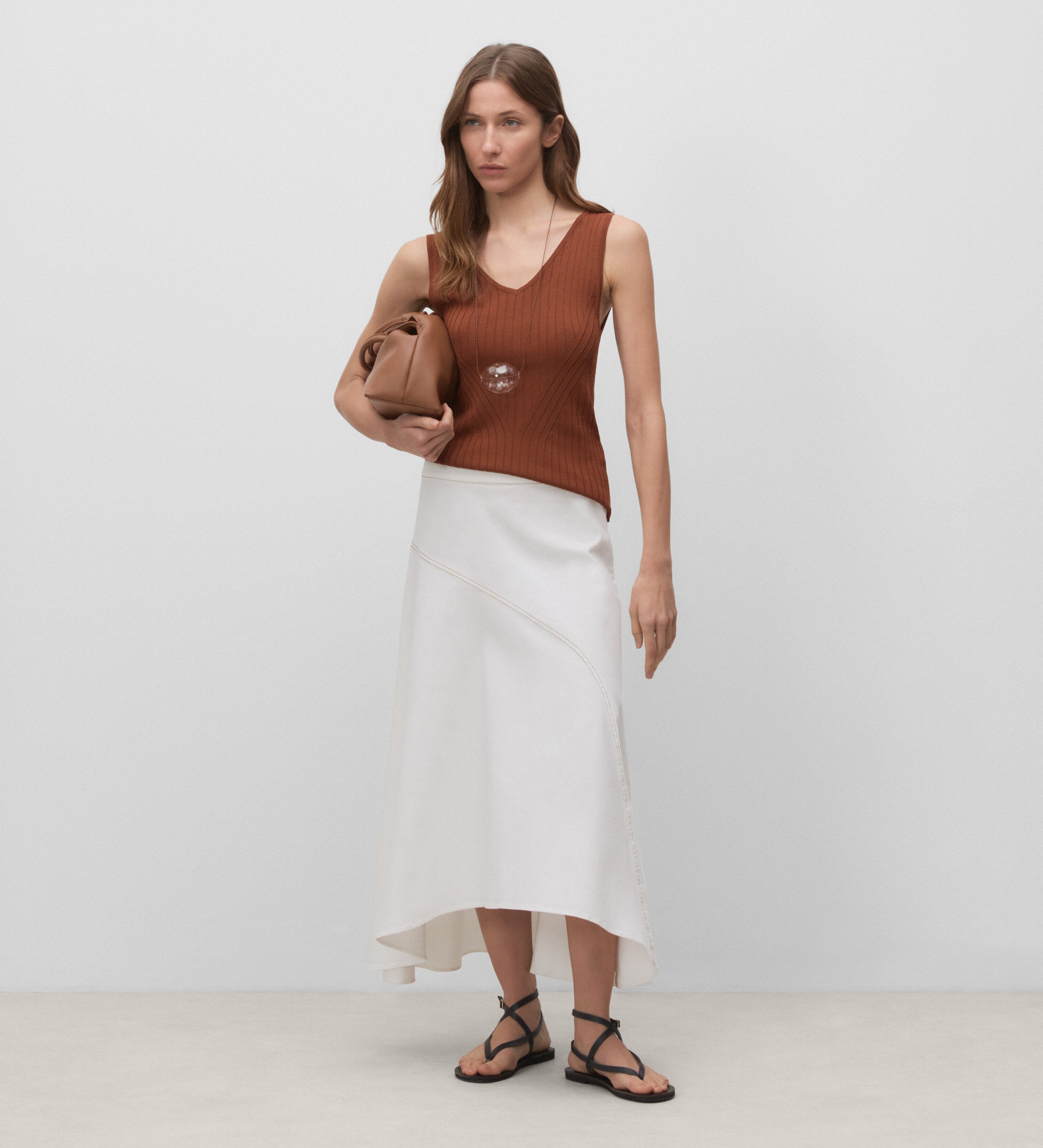 Asymmetrical skirt with contrast stitching