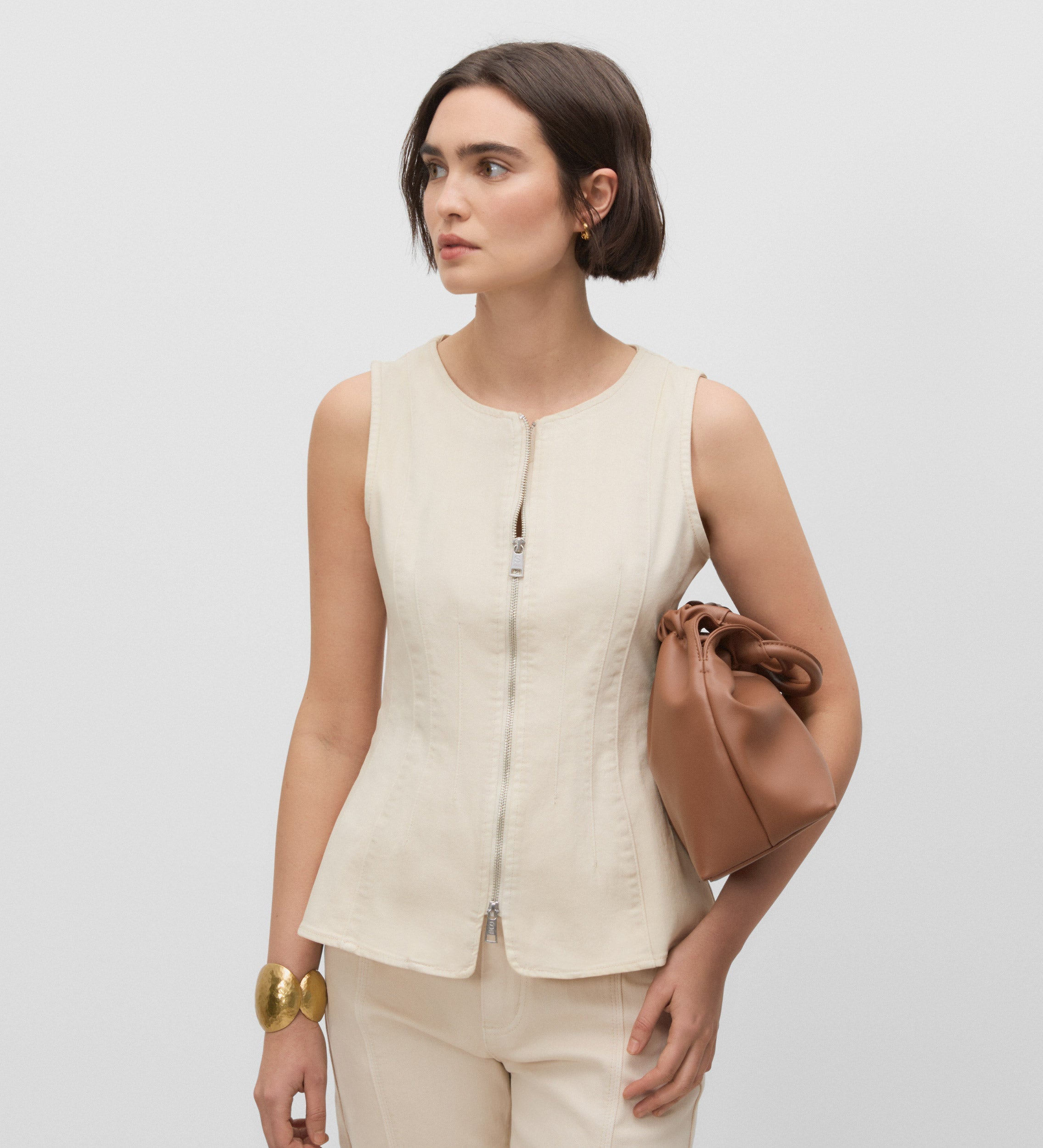 Denim vest with zipper