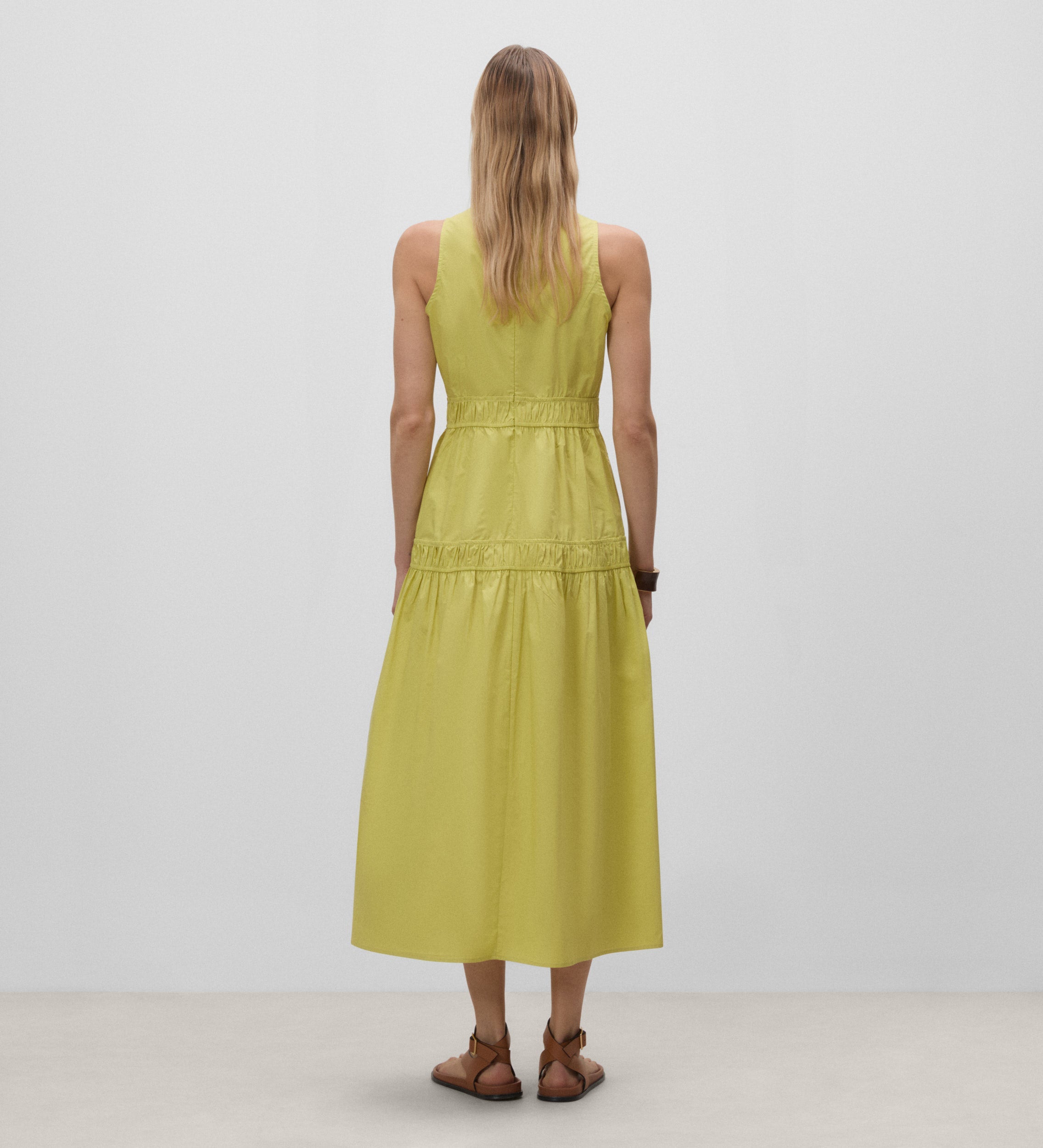 Vestido pisos frunces