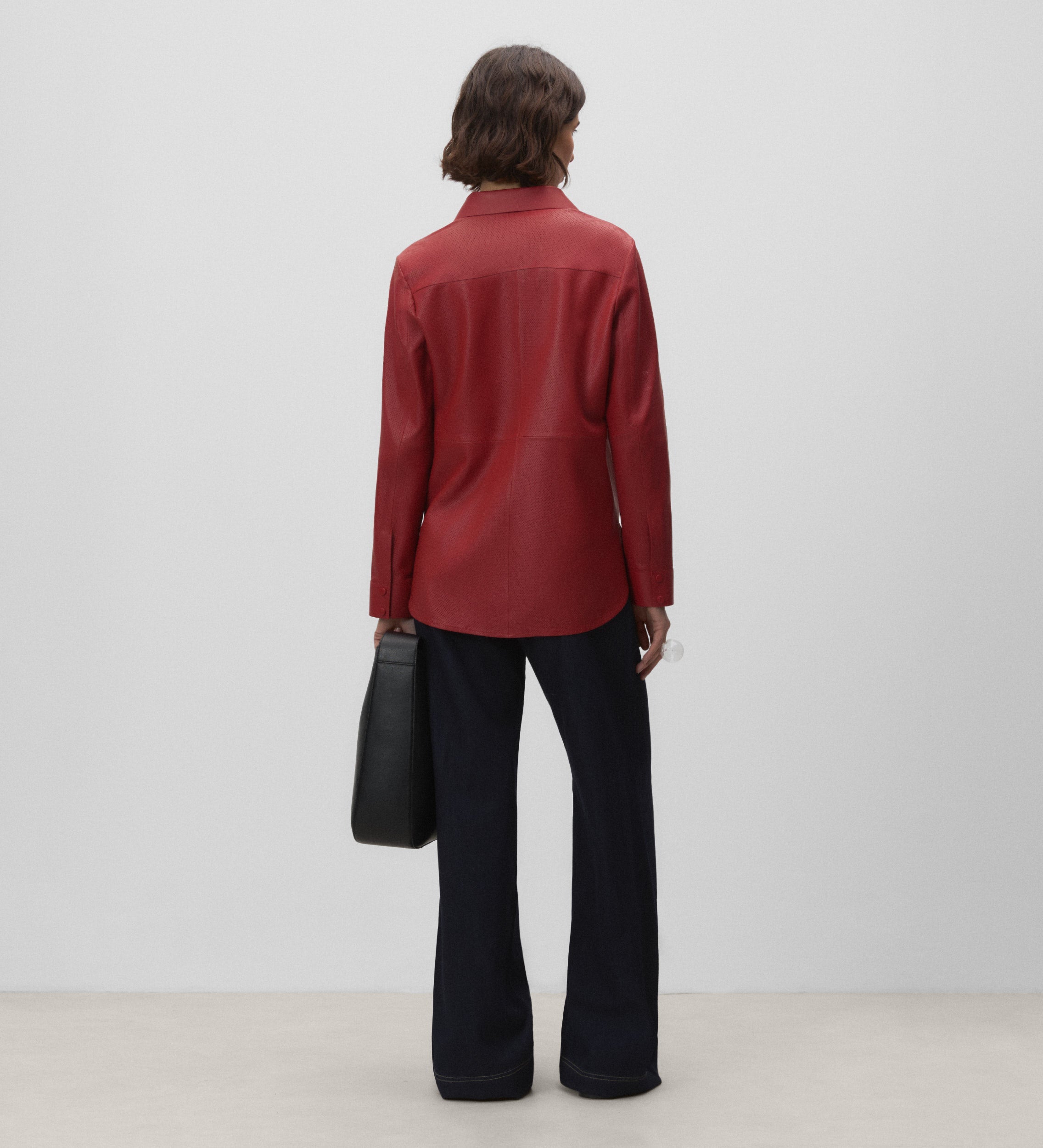Surchemise en cuir nappa découpé