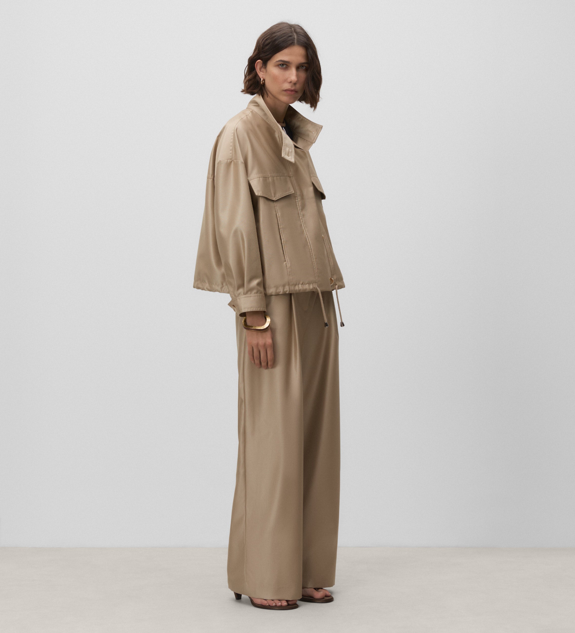 Chaqueta corta oversize