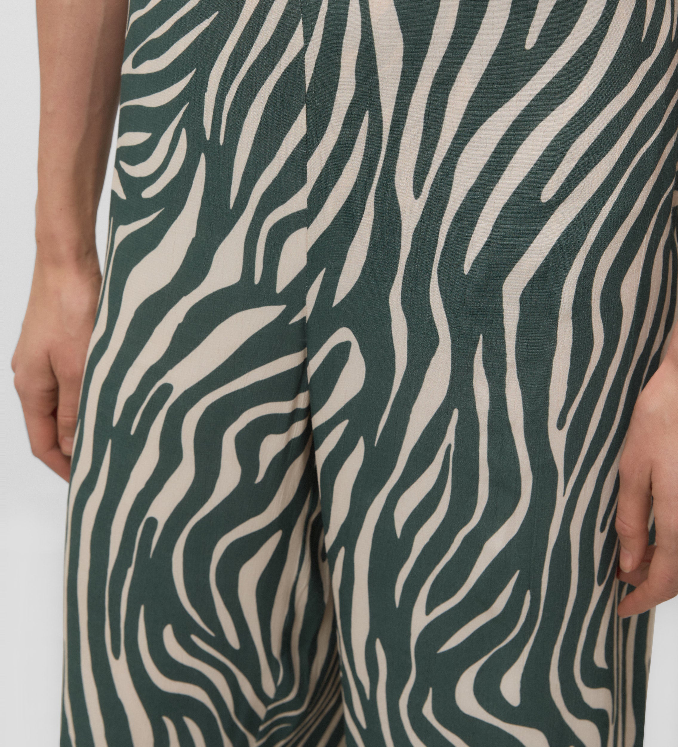 Flowy printed trousers