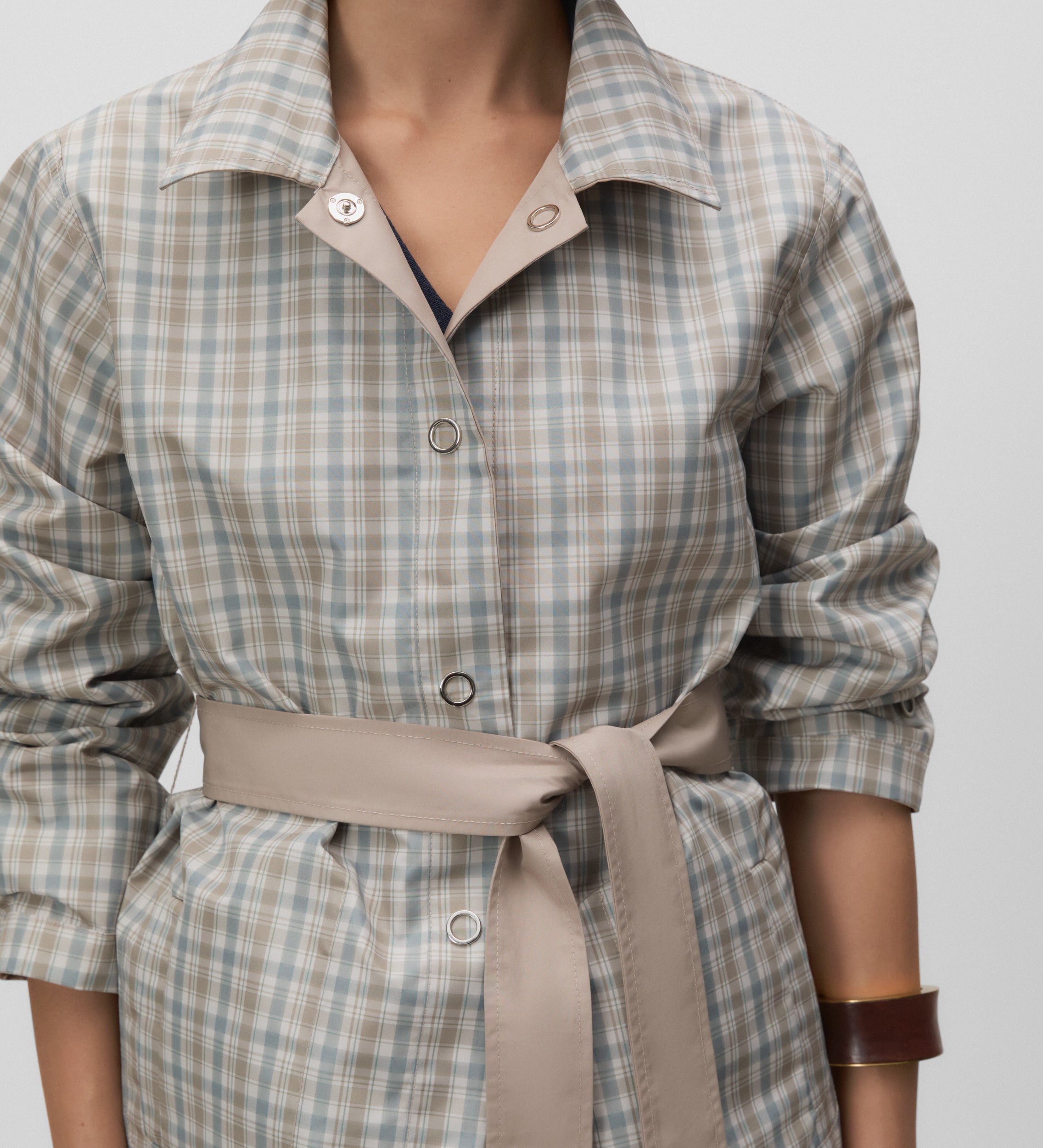 Short reversible checked parka