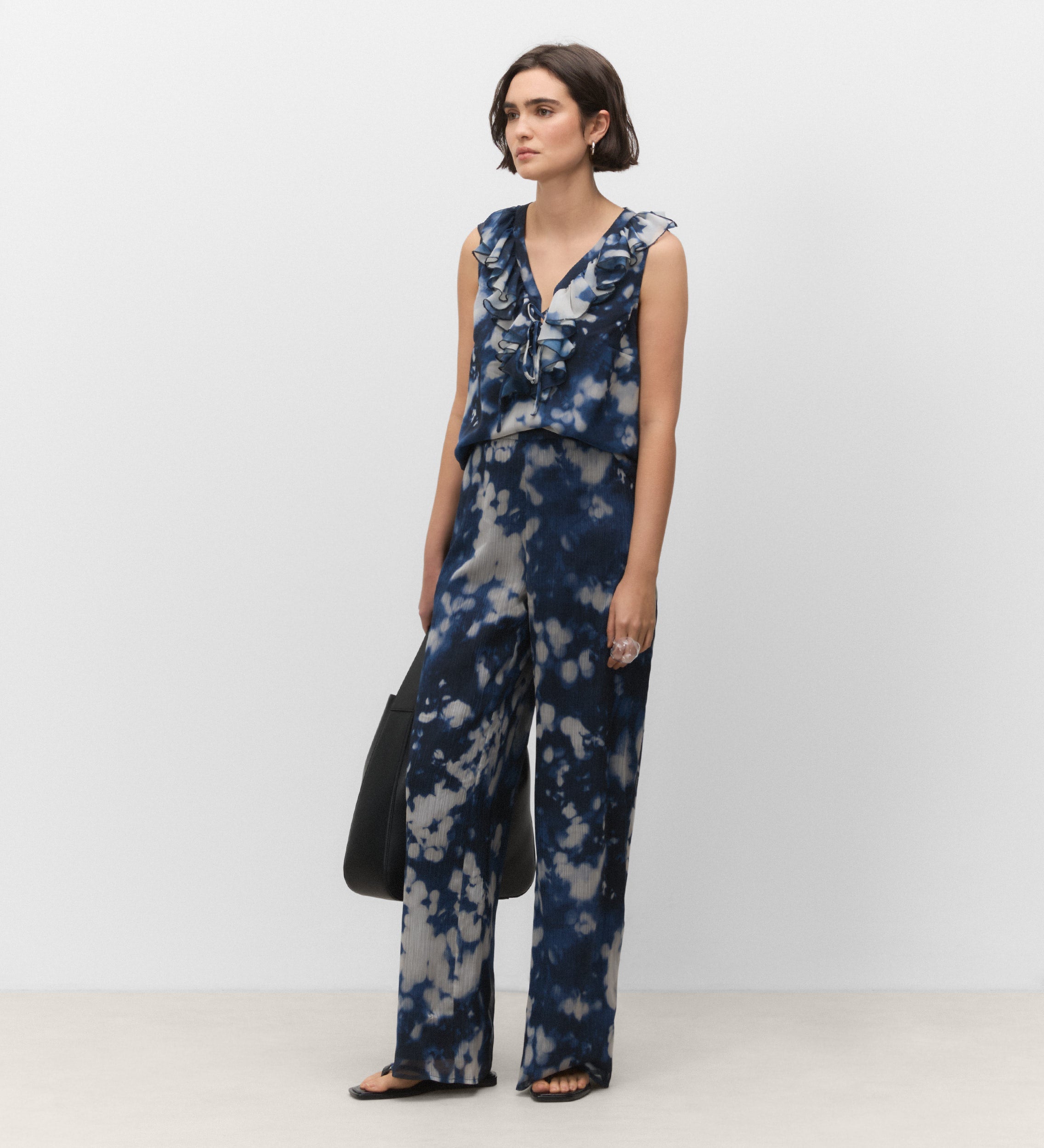 Flowy printed trousers