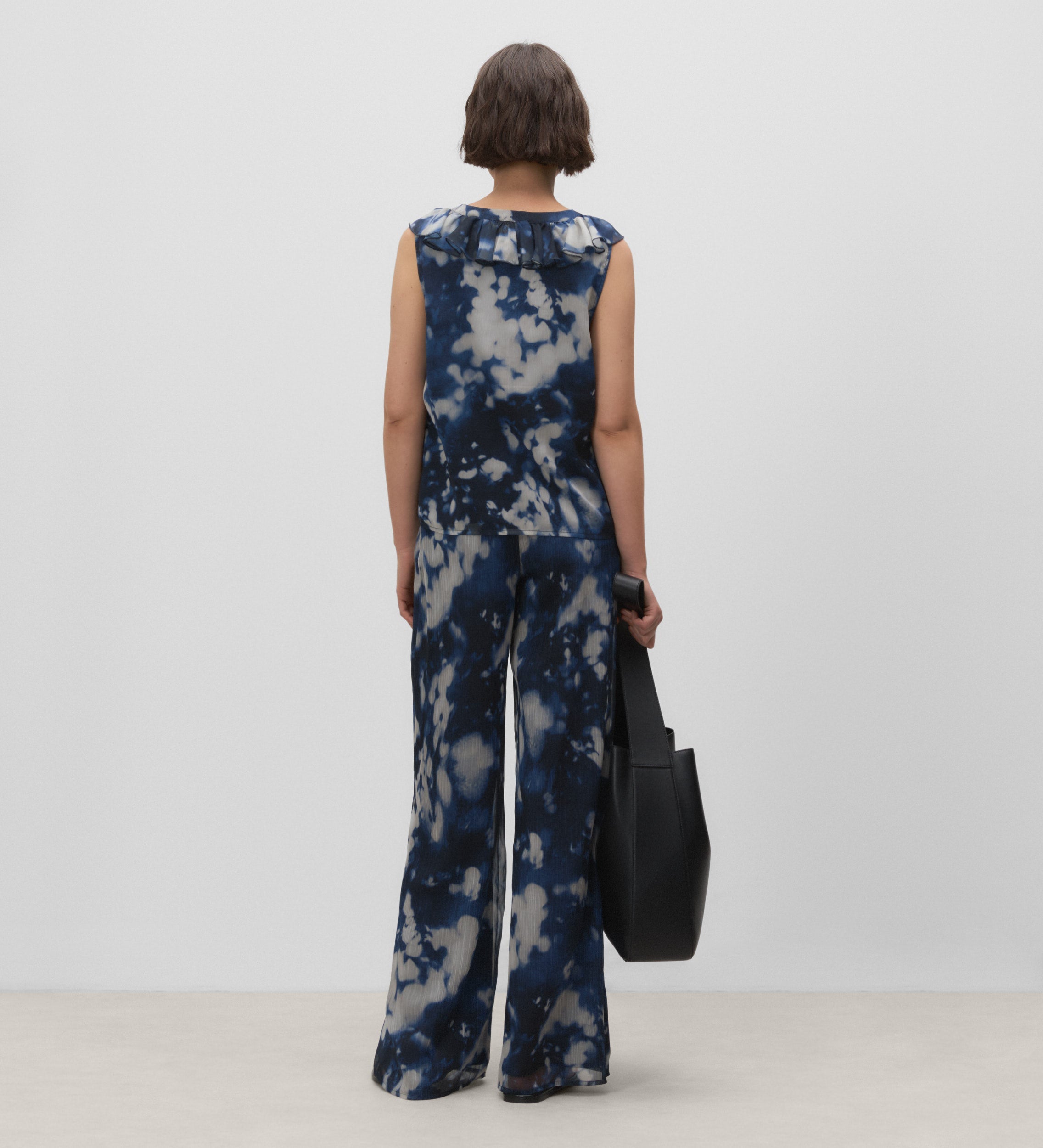 Flowy printed trousers