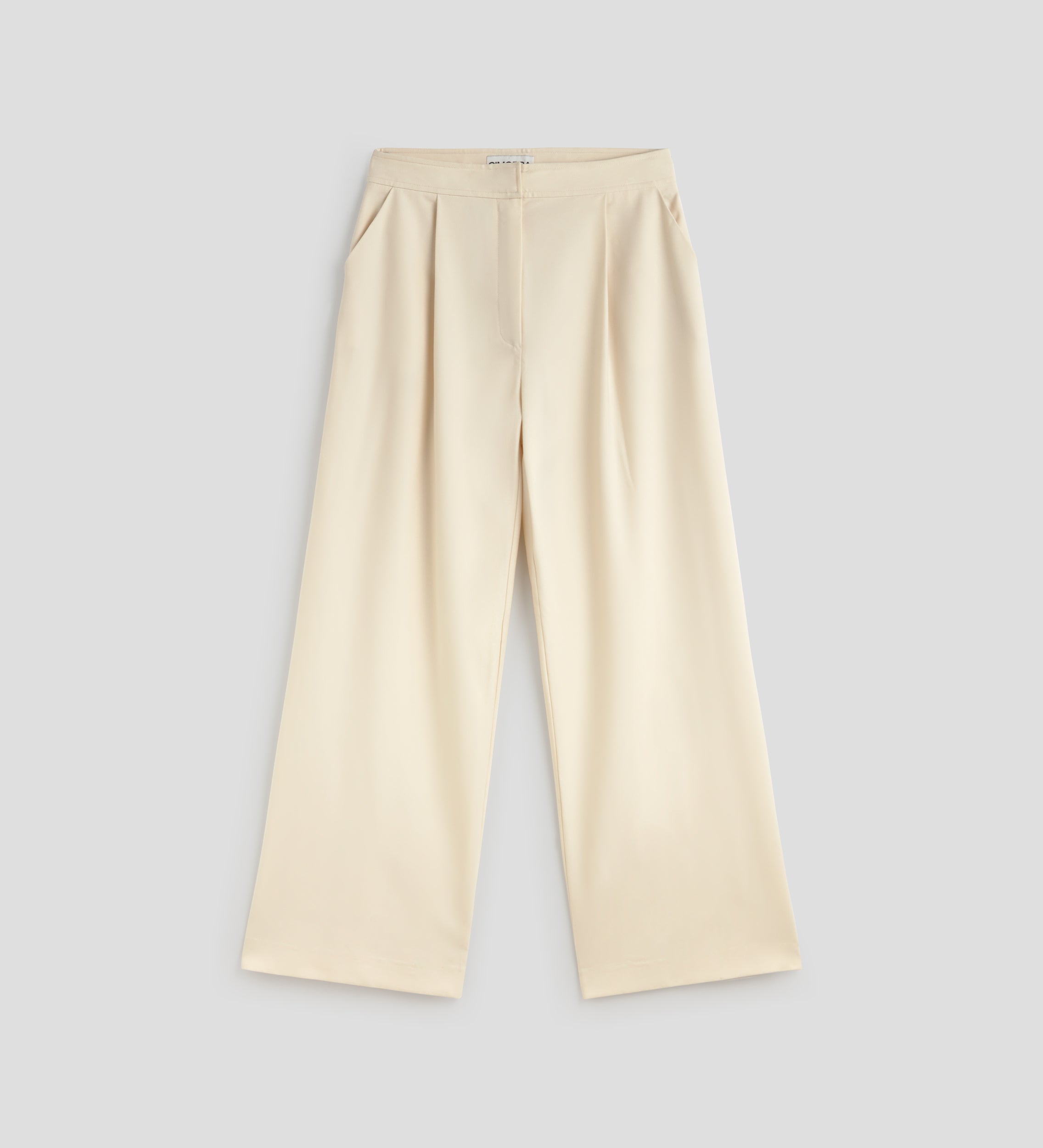 Wide pleated trousers