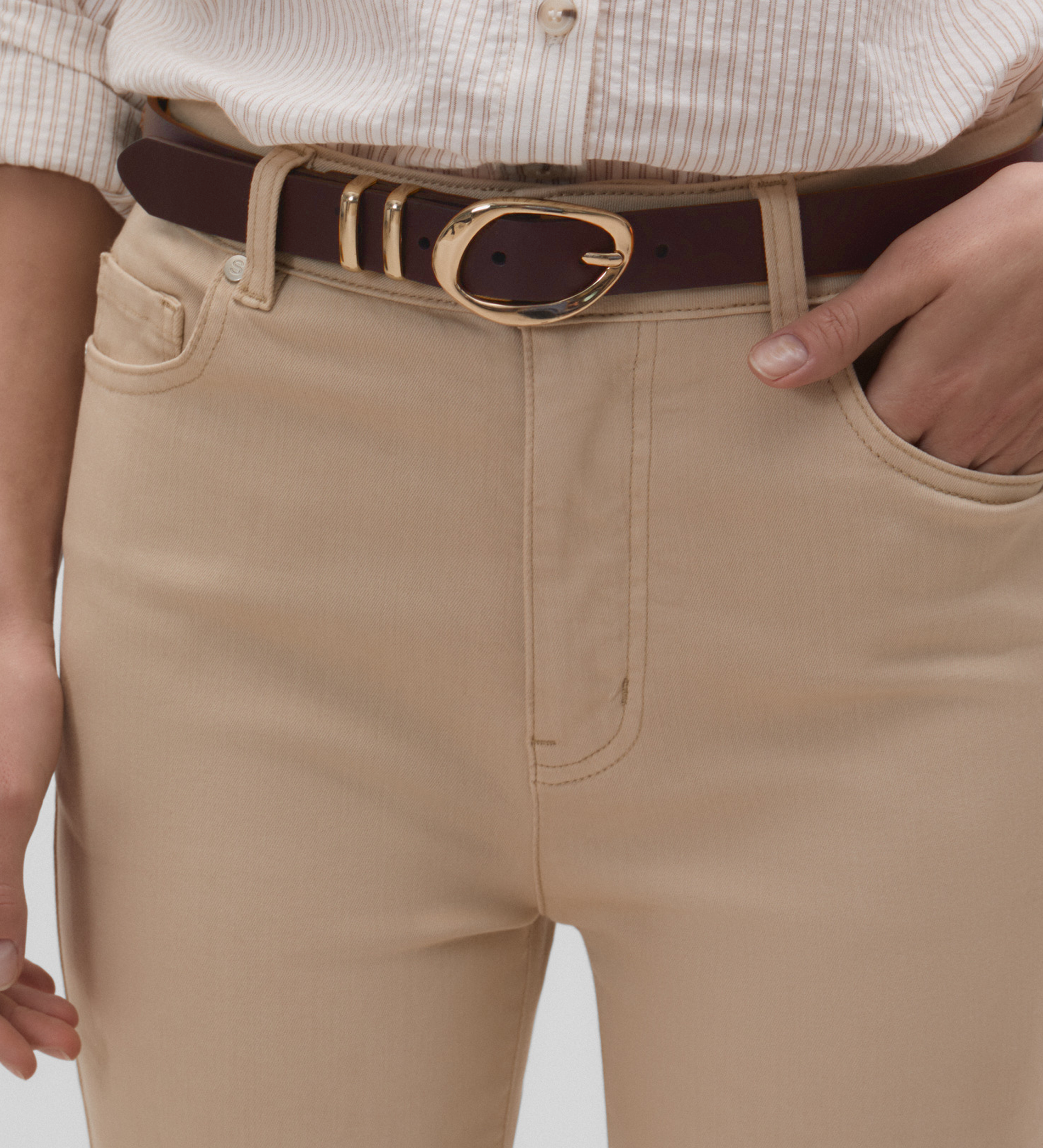 Ceinture en cuir avec boucle ovale