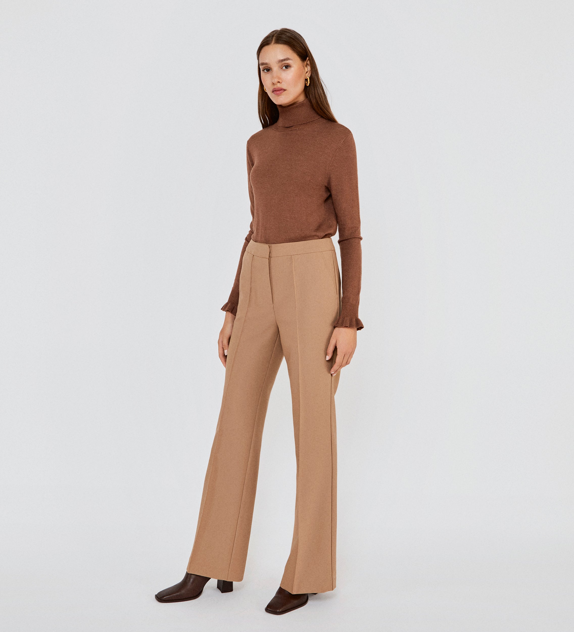 Flared crepe trousers