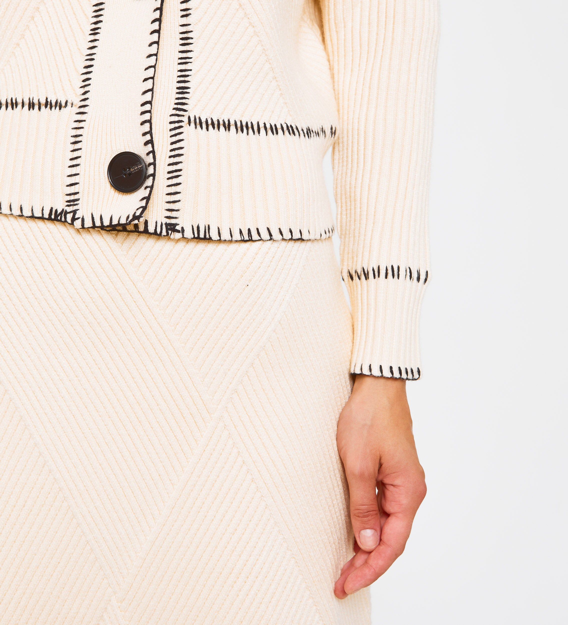 Contrast thread cardigan