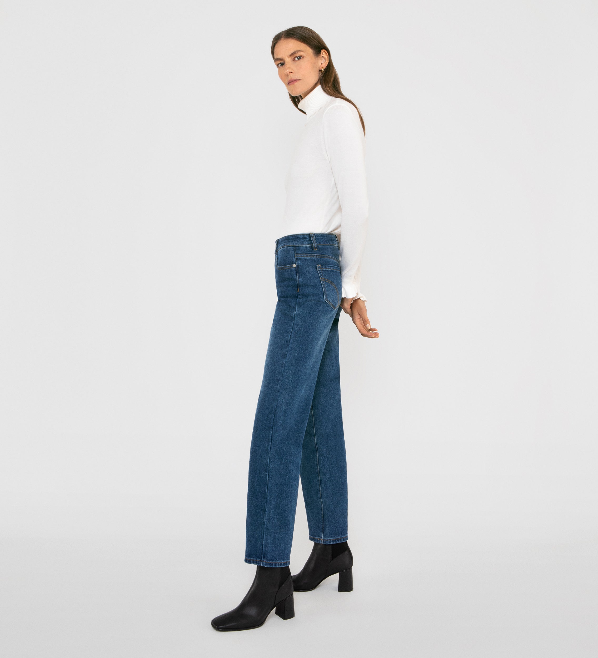 Wide jean pants