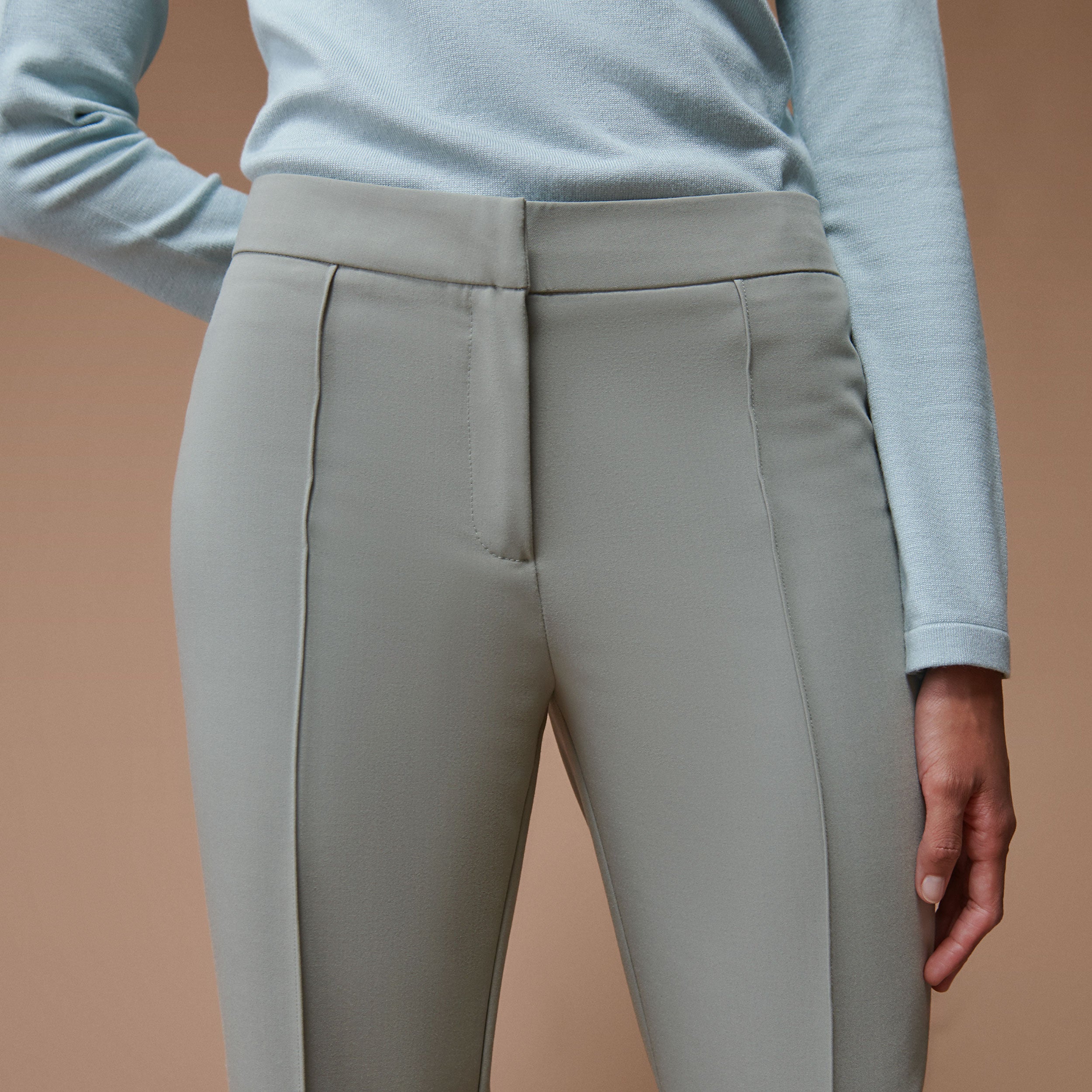 Flared crop pants